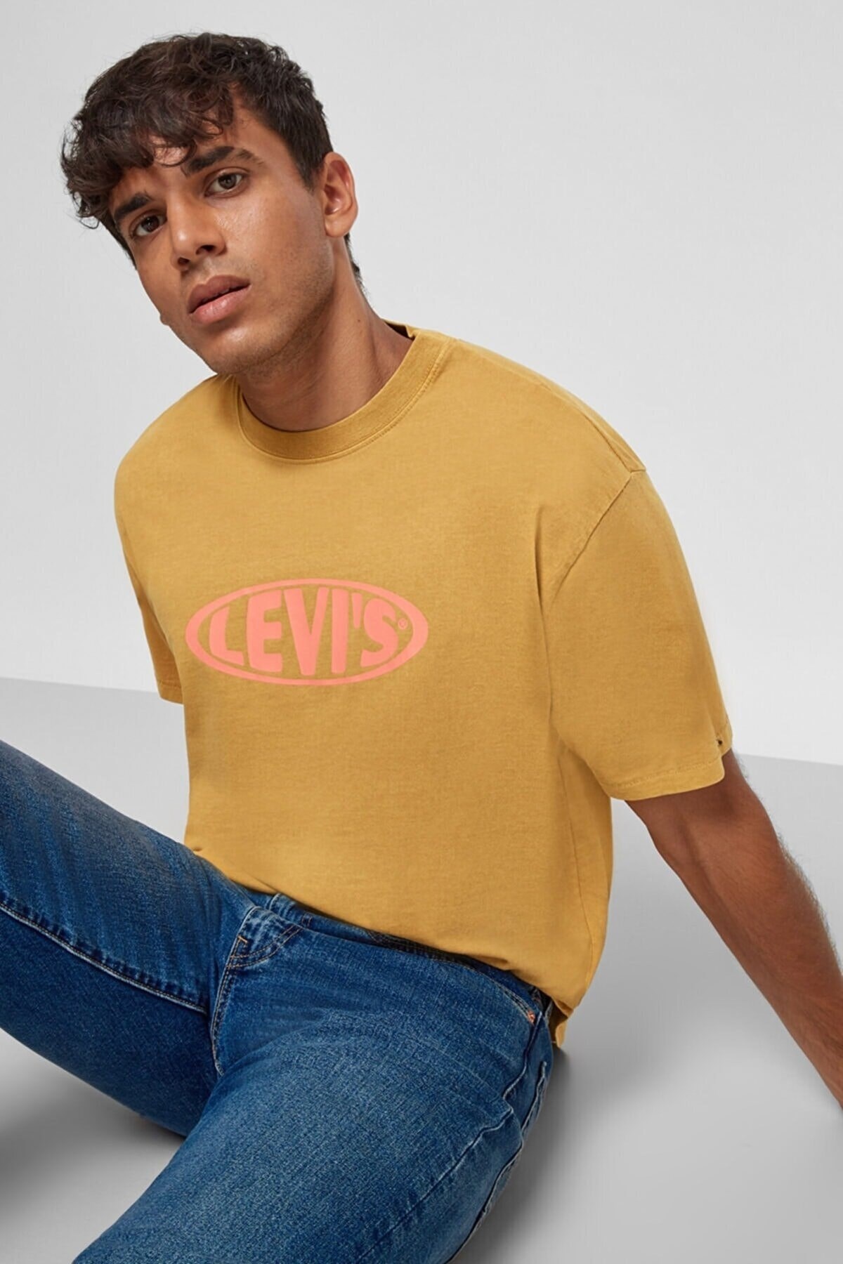 erkek-vintage-graphic-regular-t-shirt-e6d6aa.jpg