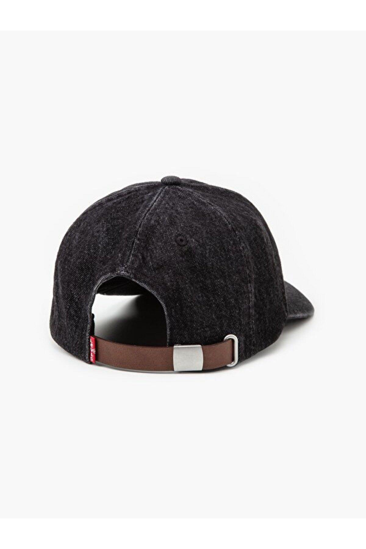 essential-sapka-8b6c1e.jpg