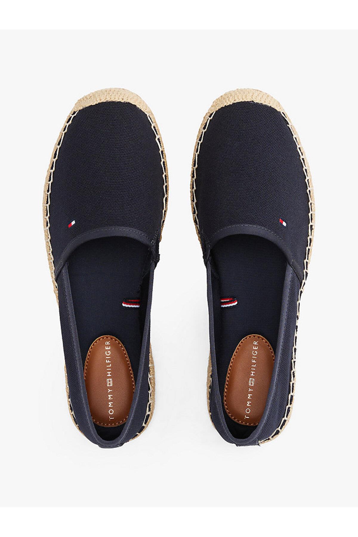 flag-canvas-espadrille-c7191f.jpg
