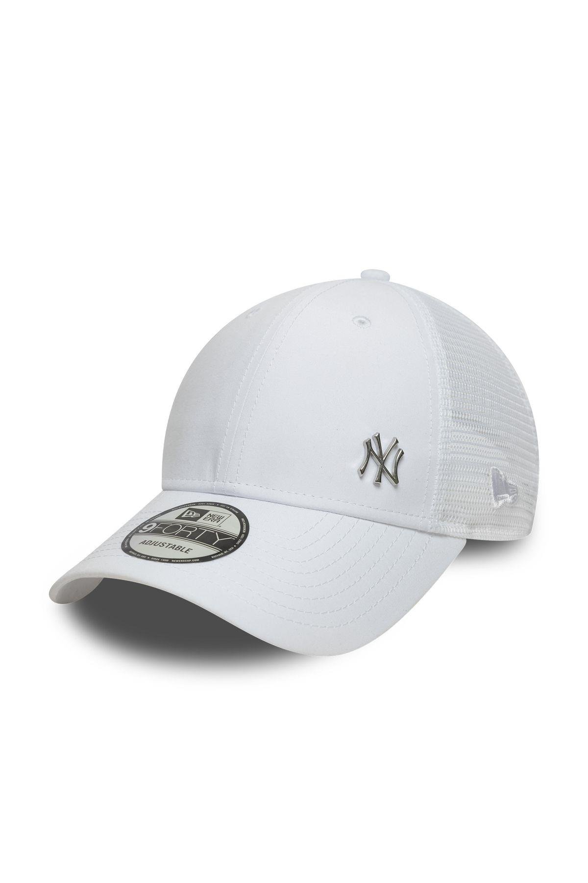 flawless-9forty-trucker-neyyan-whi-bey-c0cb7d.jpg