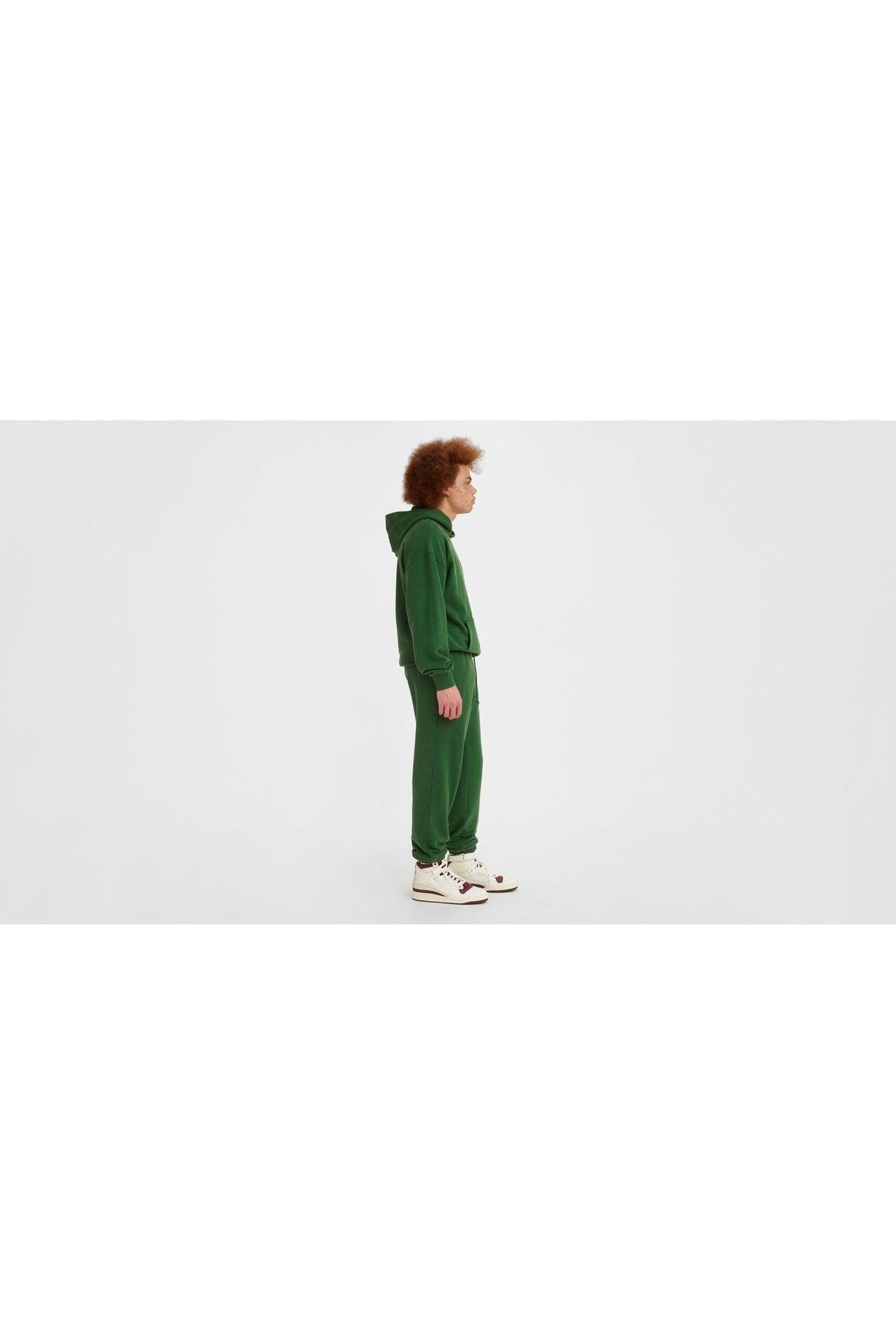 gold-tab-sweats-1f3-d4.jpg