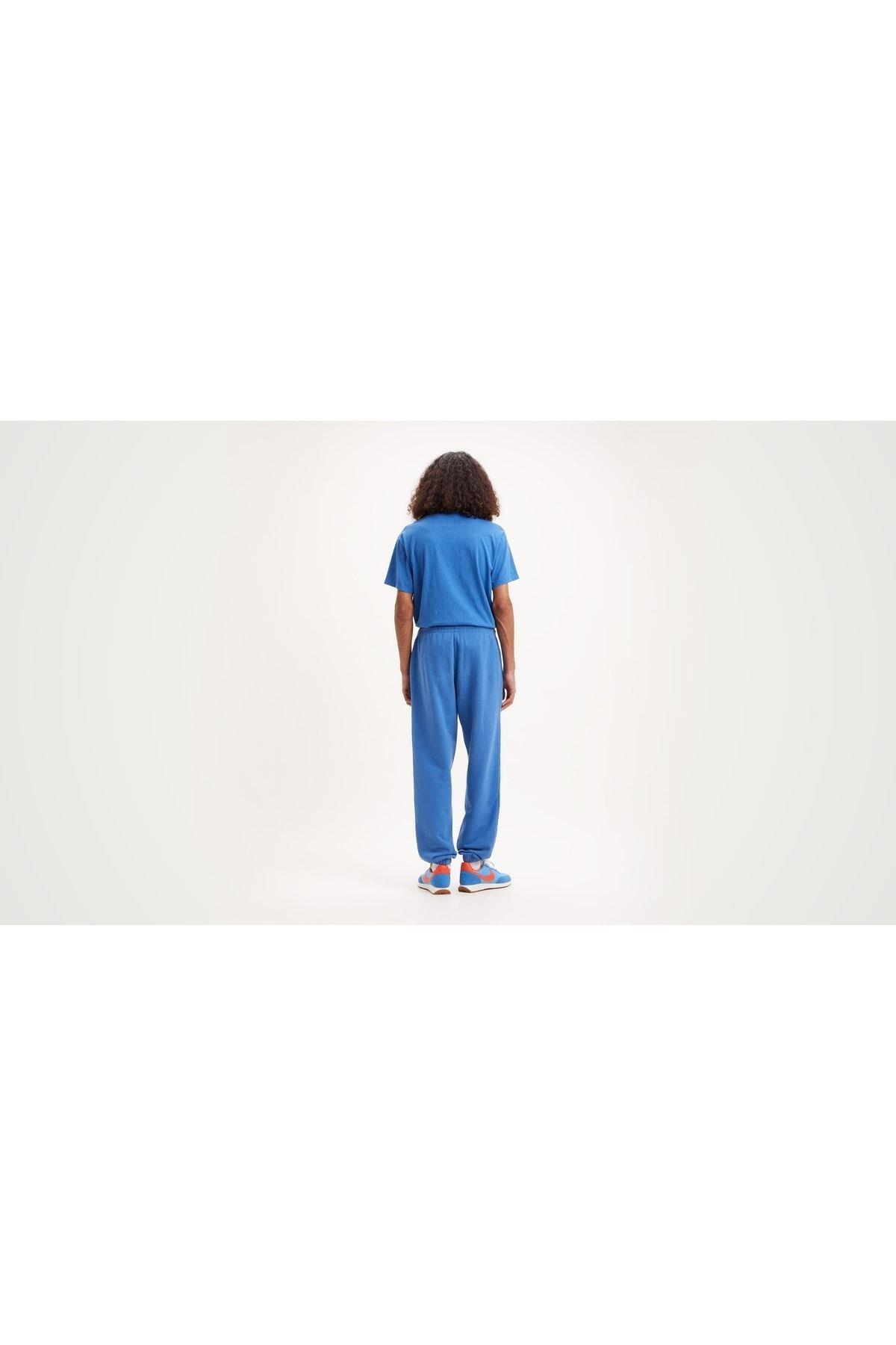 gold-tab-sweats-4982-4.jpg