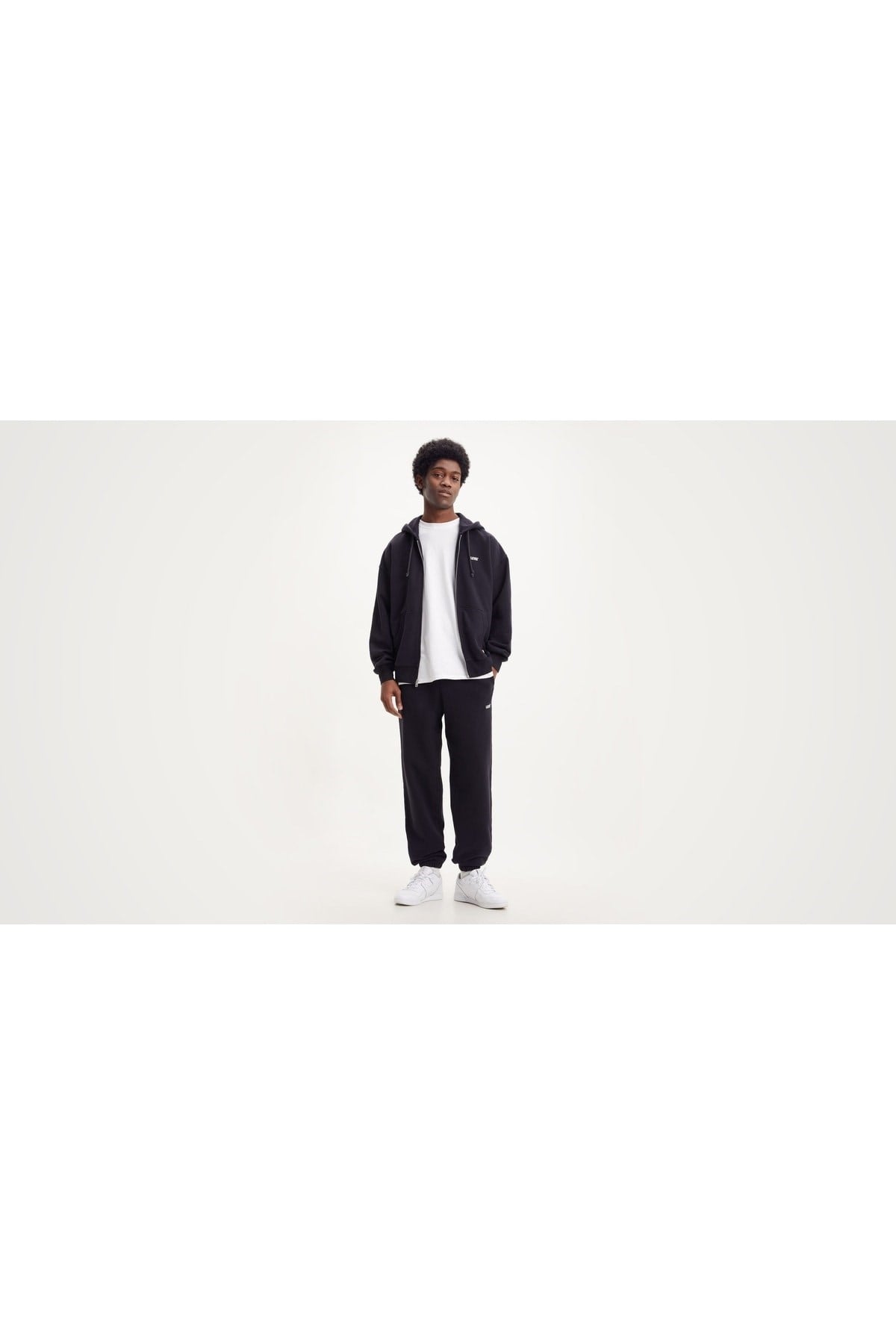 gold-tab-sweats-b53134.jpg