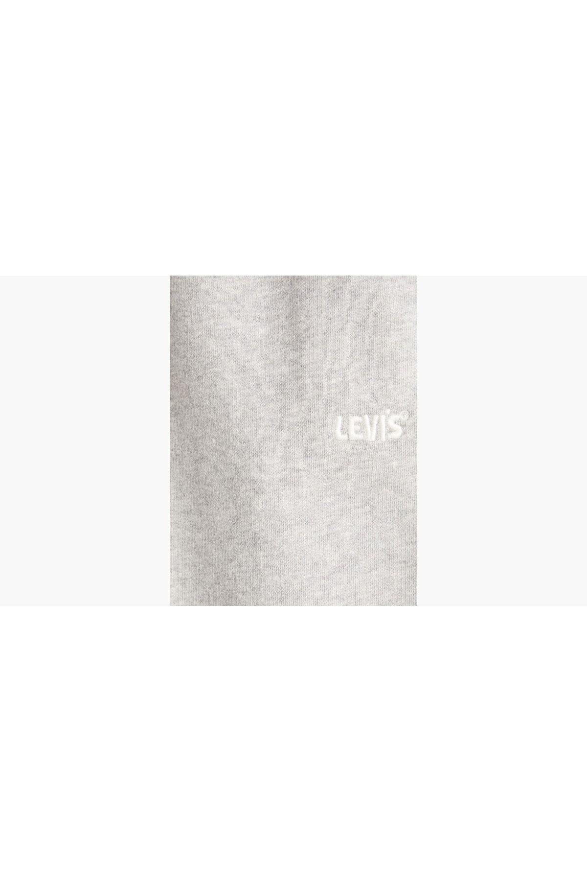 gold-tab-sweats-jeans-0cd4b6.jpg
