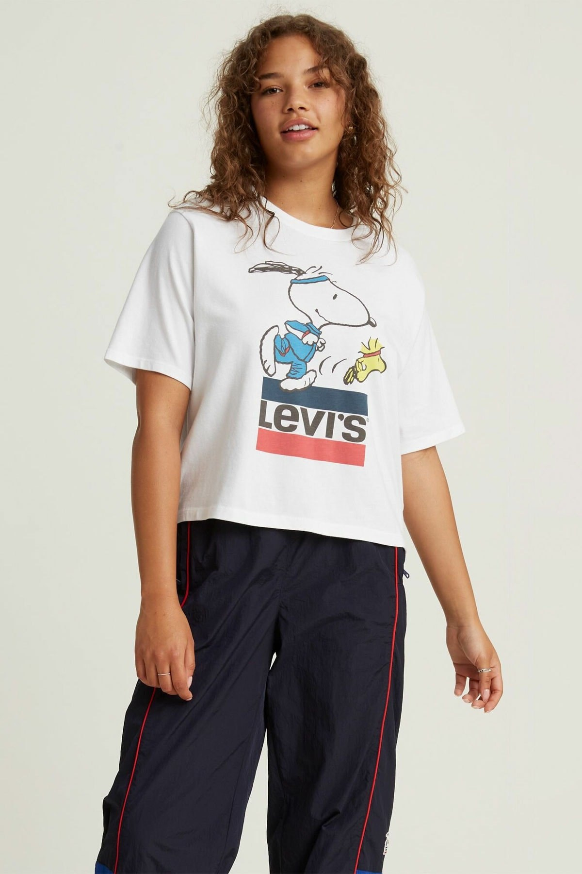graphic-boxy-tee-snoopy-torch-runner-w--8c1c-.jpg