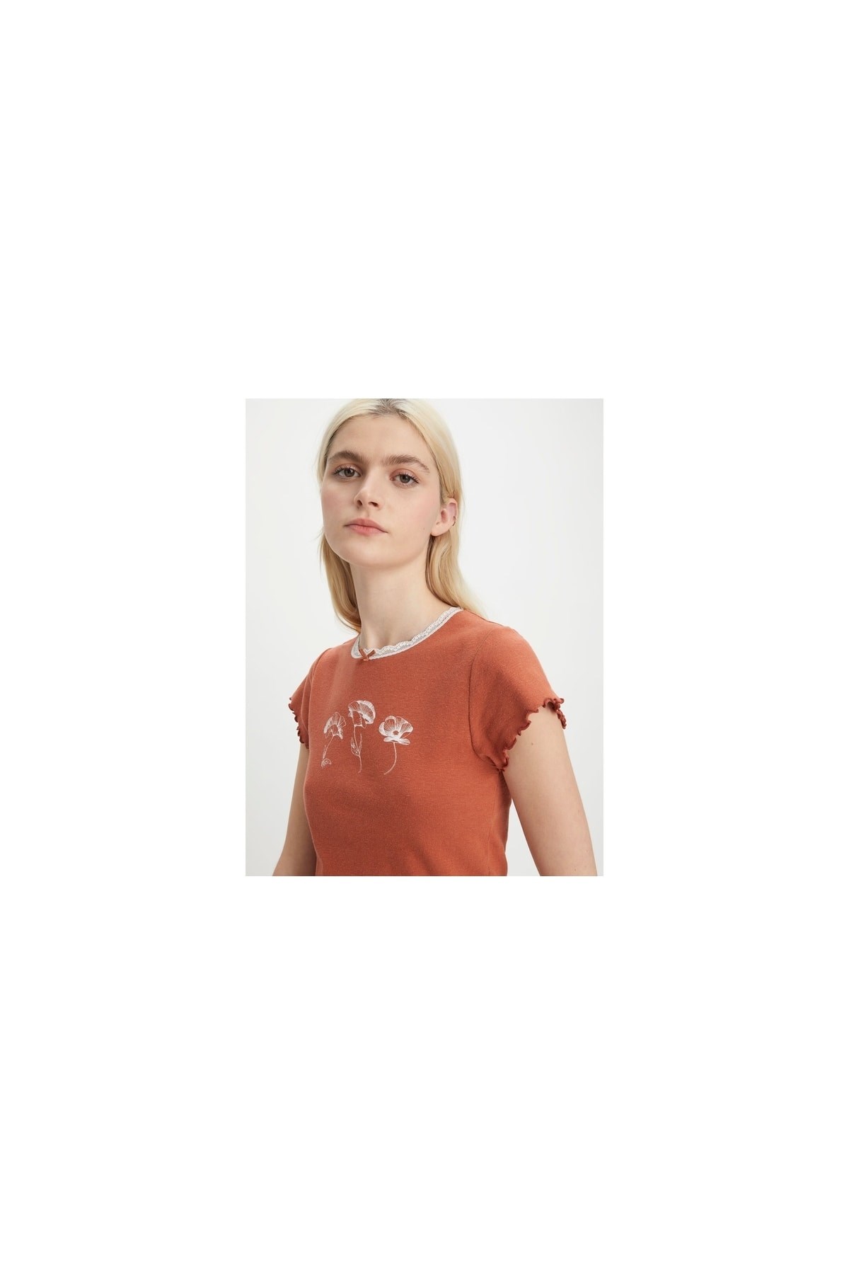 graphic-dry-goods-short-sleeve-tee-bed6-e.jpg