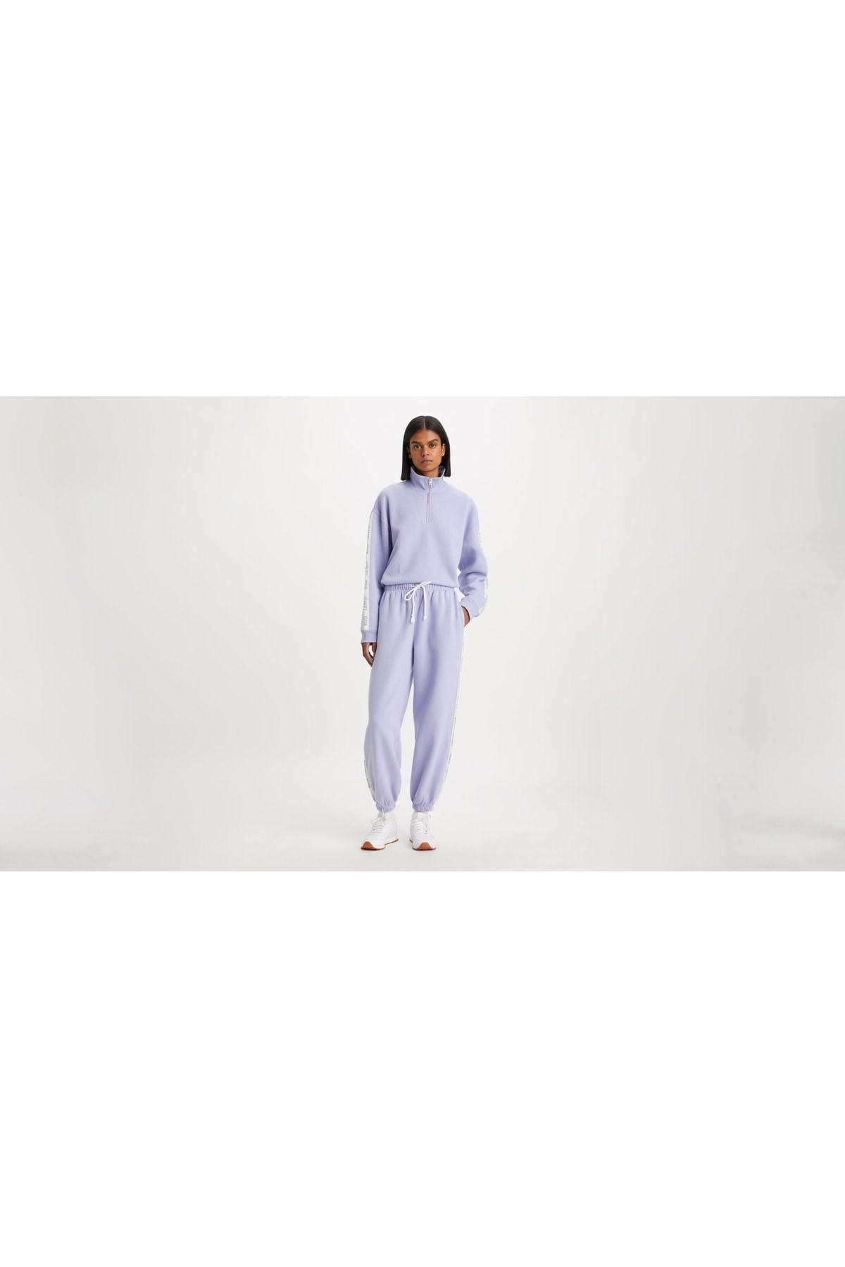 graphic-laundry-sweatpants--42e9-.jpg