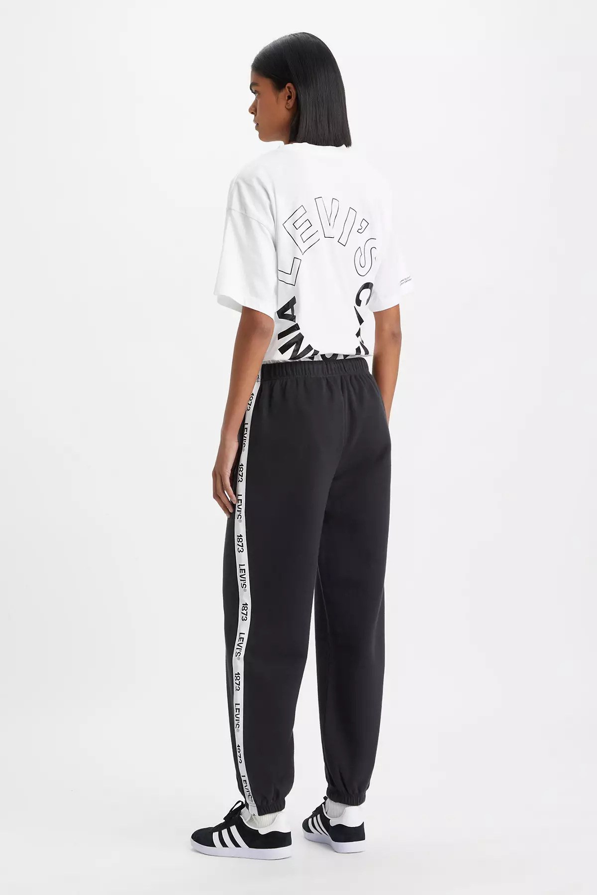 graphic-laundry-sweatpants-6777cc.jpg
