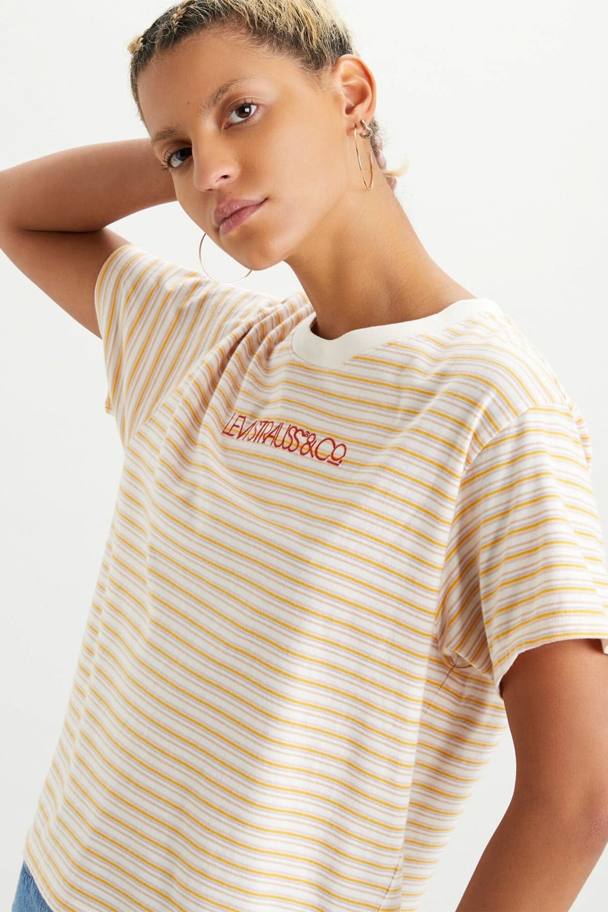 graphic-varsity-tee-pearl-tofu-beyaz-k-44e317.jpg