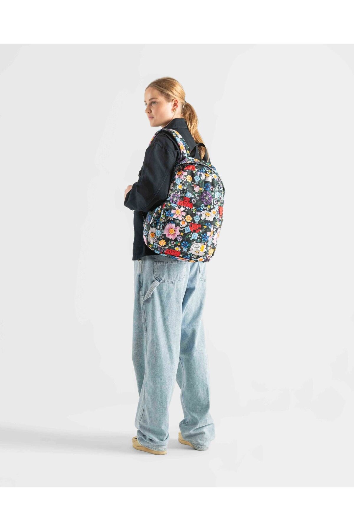 herschel-x-lego-herschel-classic-sirt--b1ec8c.jpg