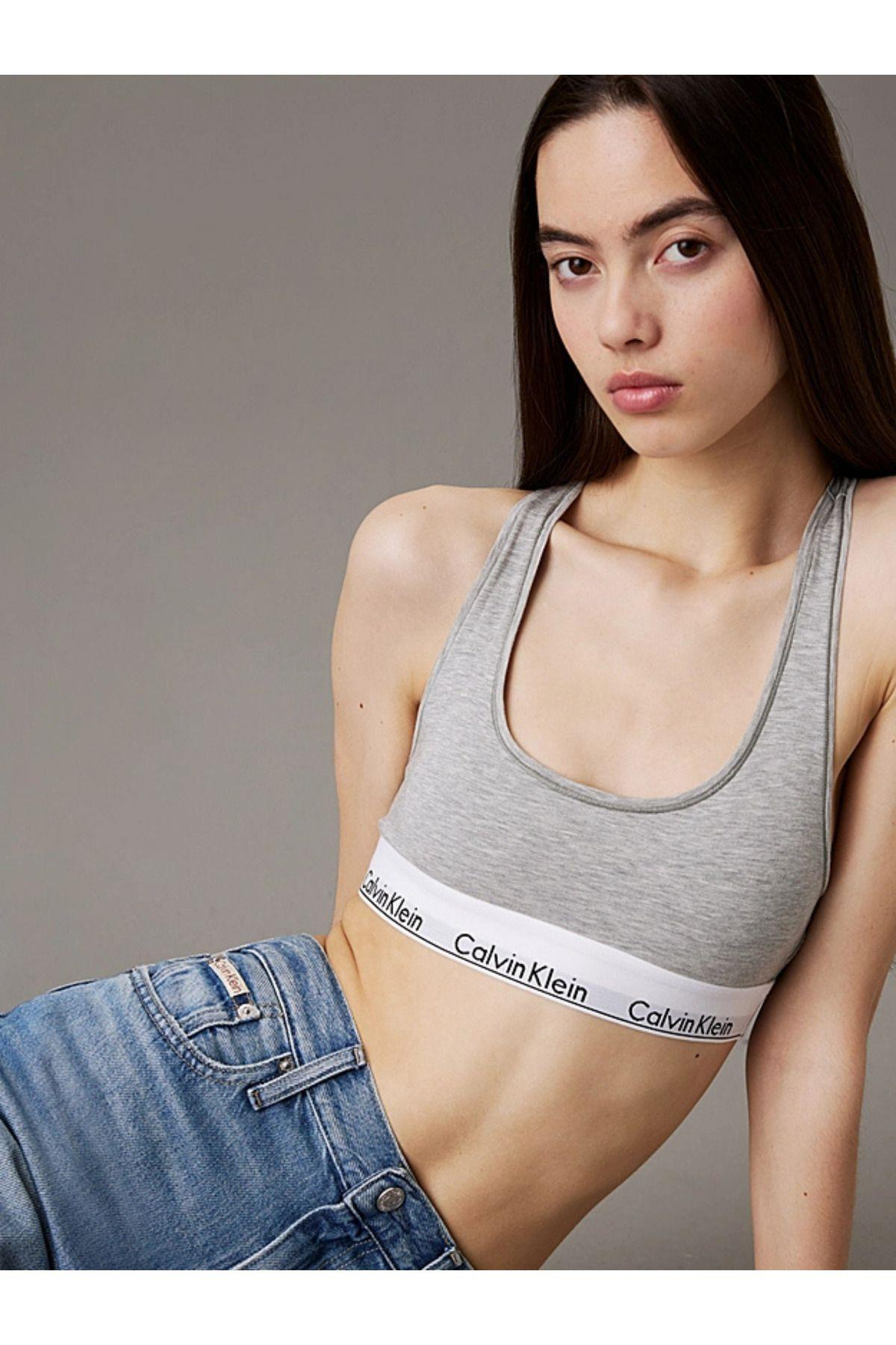 high-rise-straight-jeans-c-6c9e.jpg