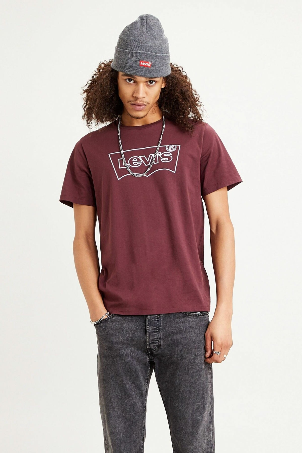 housemark-graphic-tee-ssnl-hm-outline--57f9f3.jpg