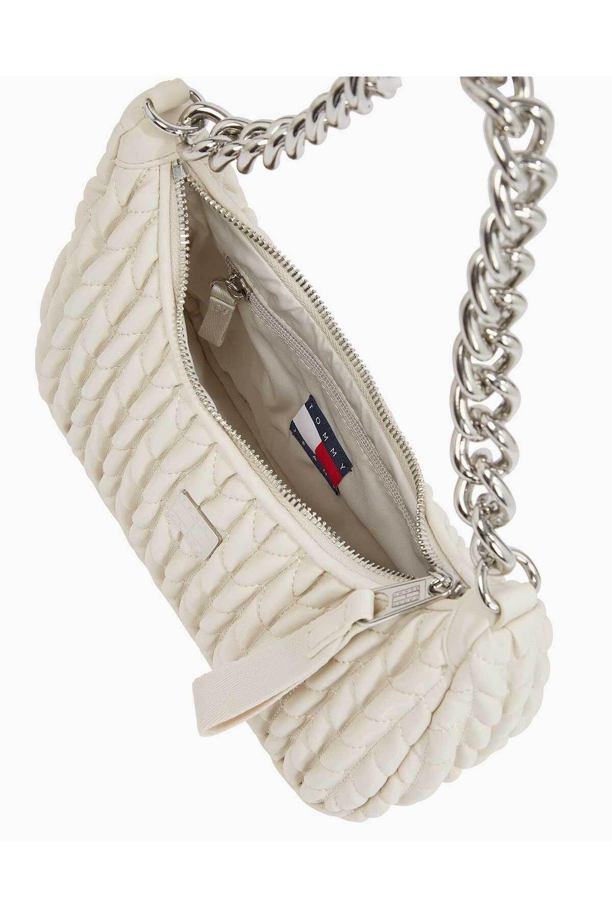 iconic-quilted-omuz-cantasi-b7da82.jpg