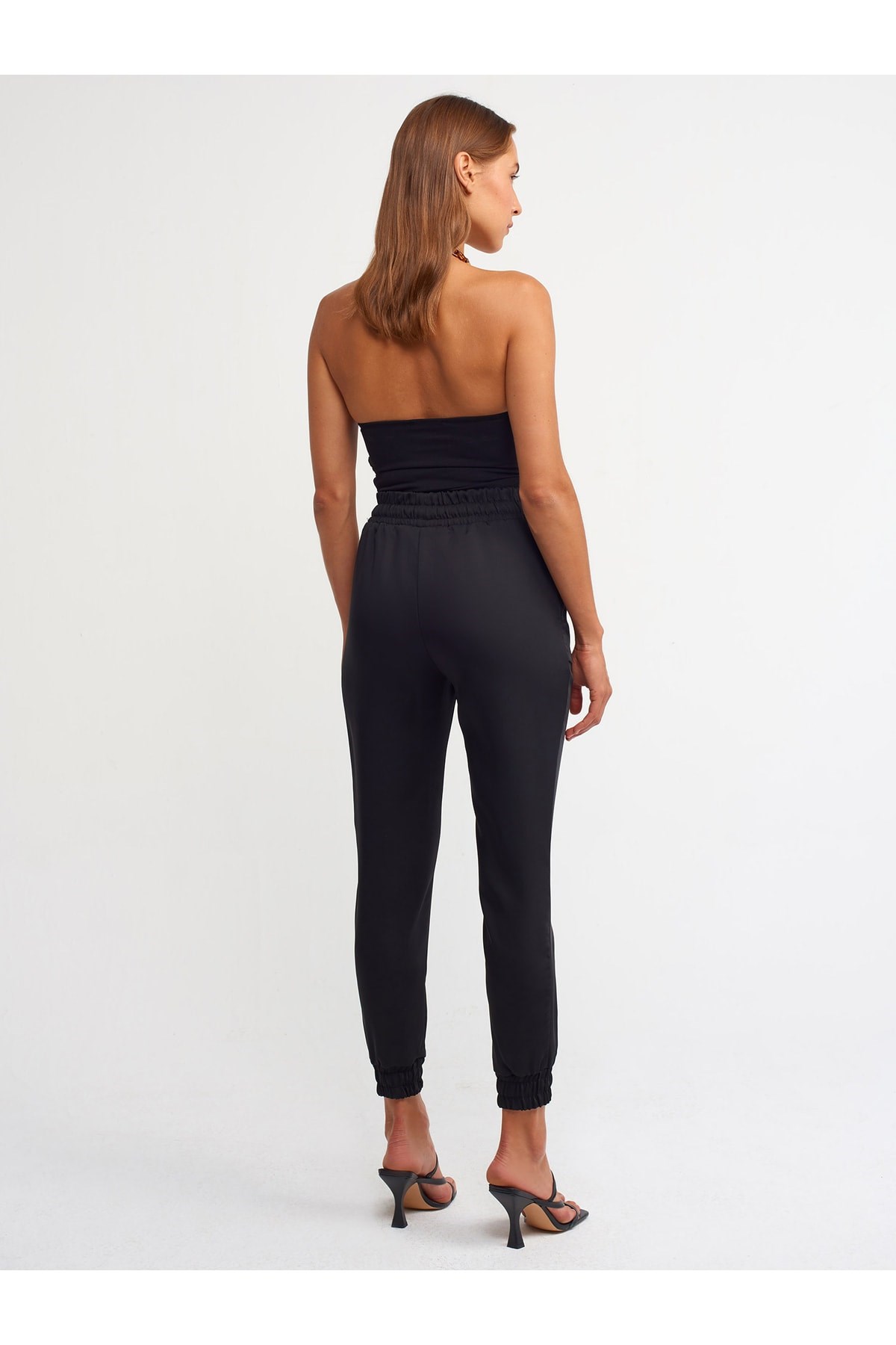 jogging-fit-pantolon-cb6-4d.jpg