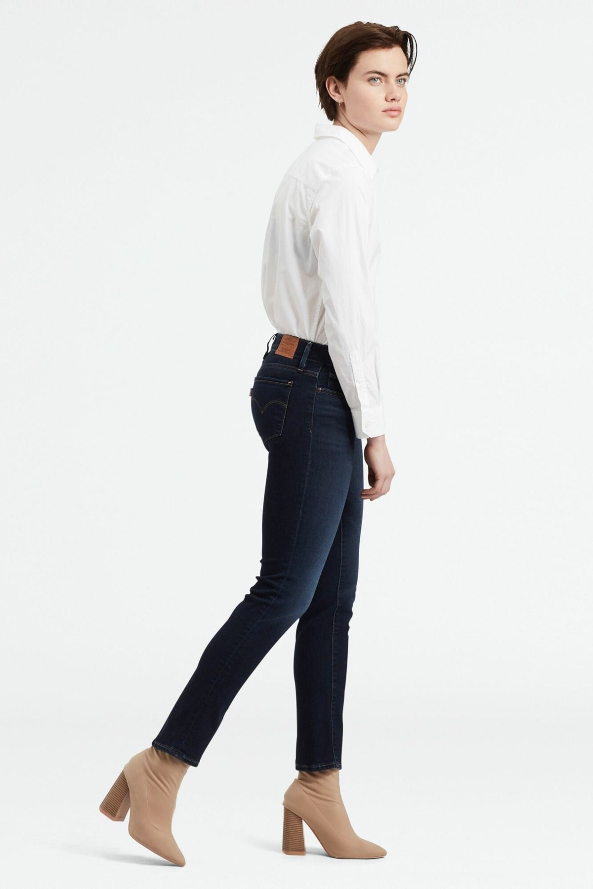 kadin-712-slim-jean-18884-0173-061-49.jpg