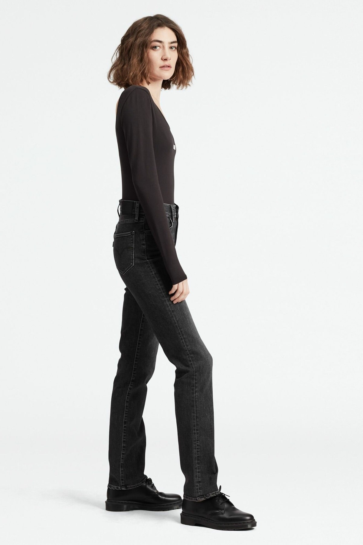 kadin-724-straight-jean-18883-0060-cf3a99.jpg