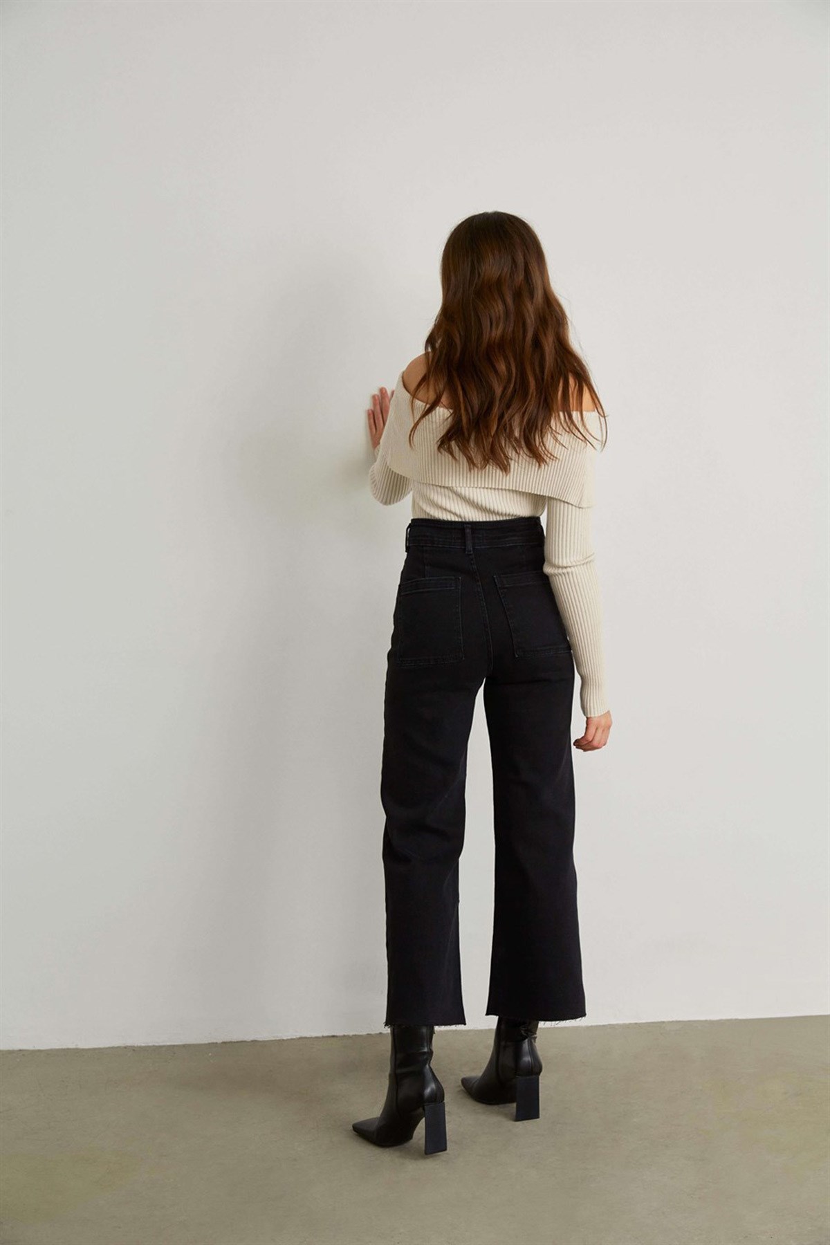 kadin-antrasit-flared-bol-paca-jean-4b175-.jpg