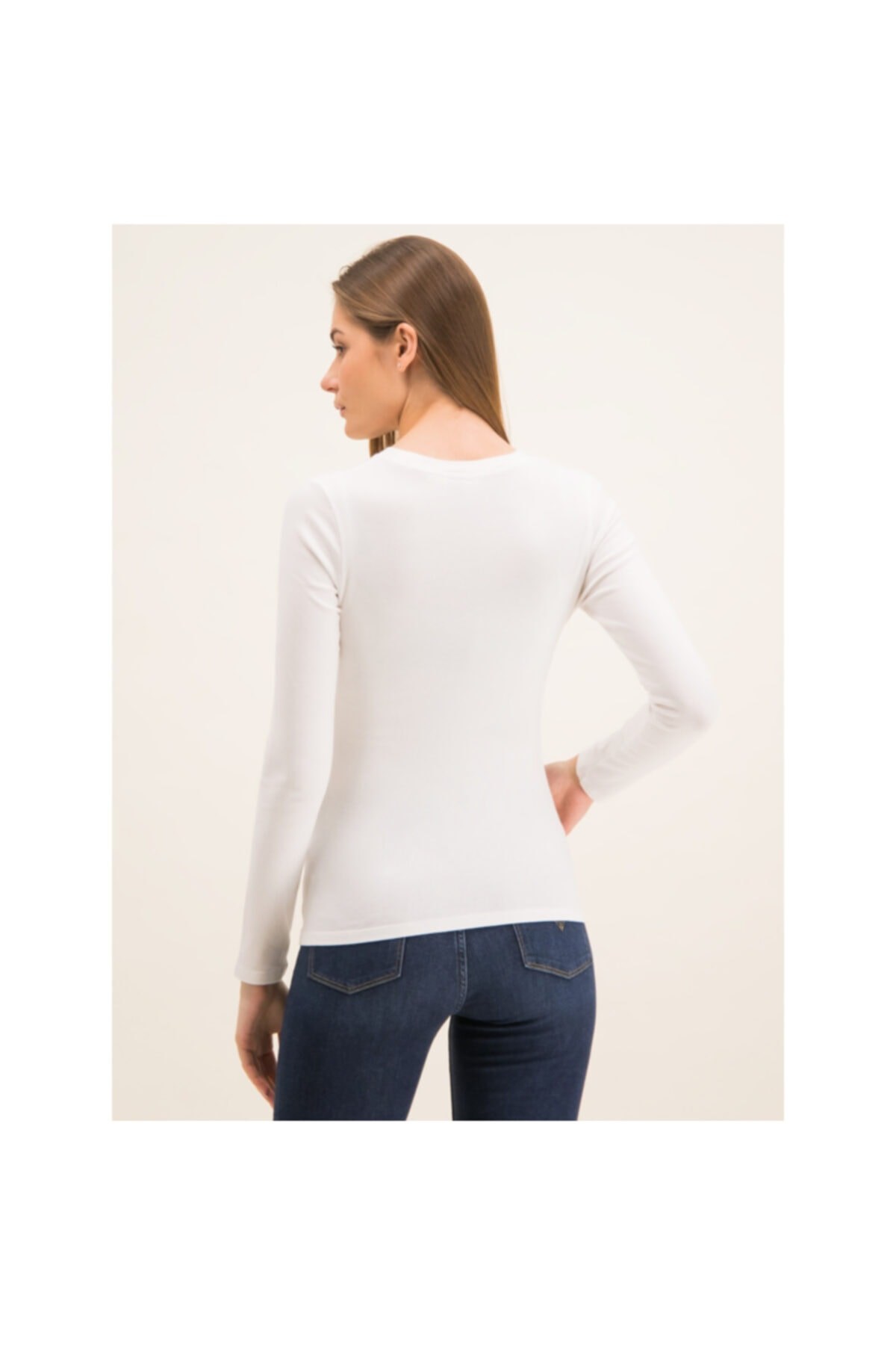 kadin-beyaz-basic-sweatshirt-69555-000-dce9-4.jpg