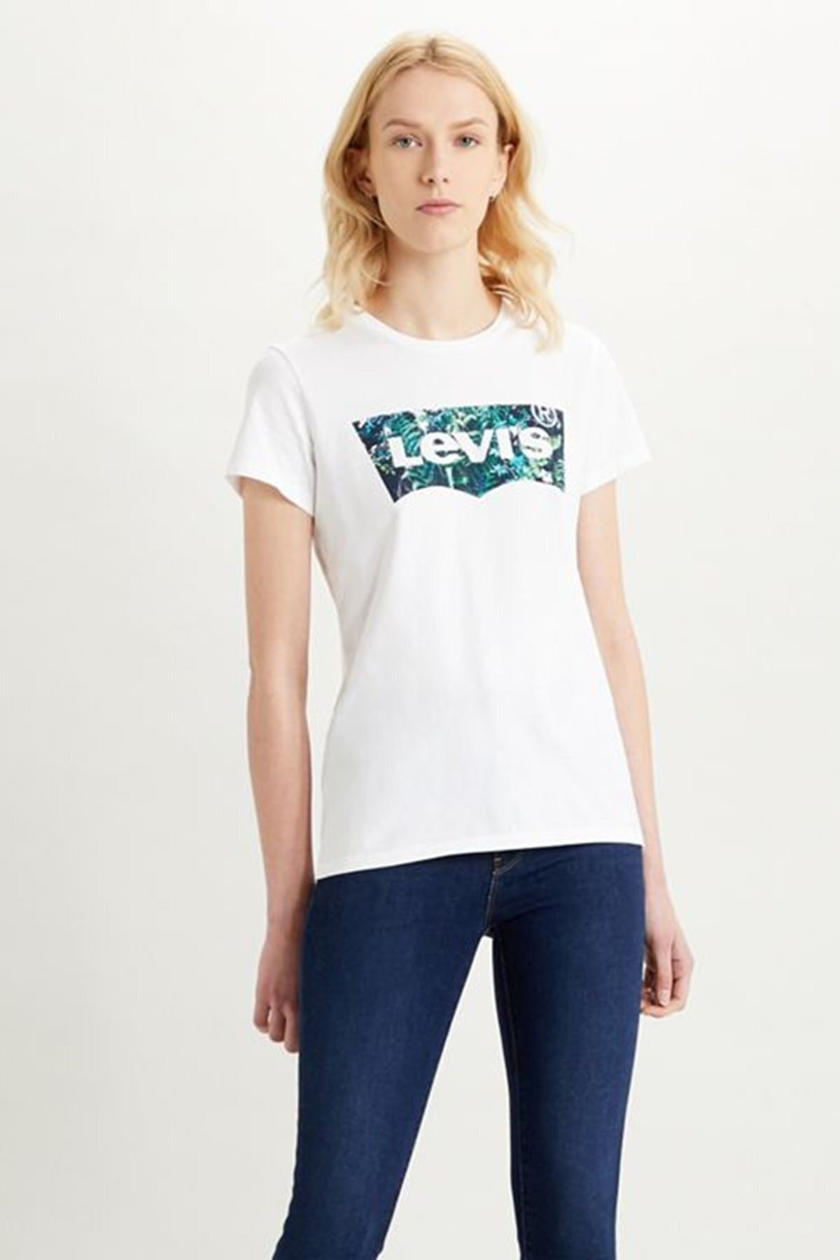 kadin-beyaz-baskili-t-shirt-17369-1043-23cb12.jpg