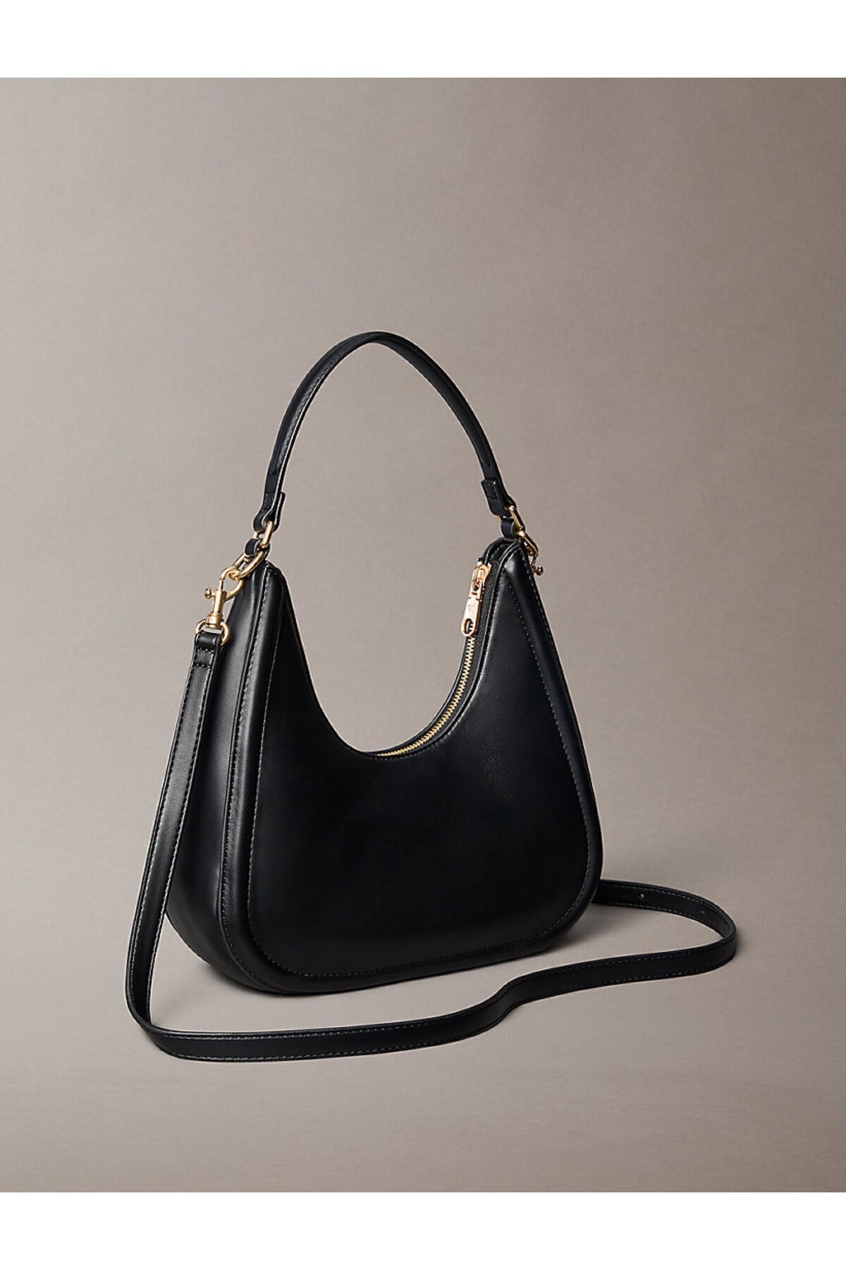 kadin-bold-ck-small-crescent-omuz-cant-e5-407.jpg
