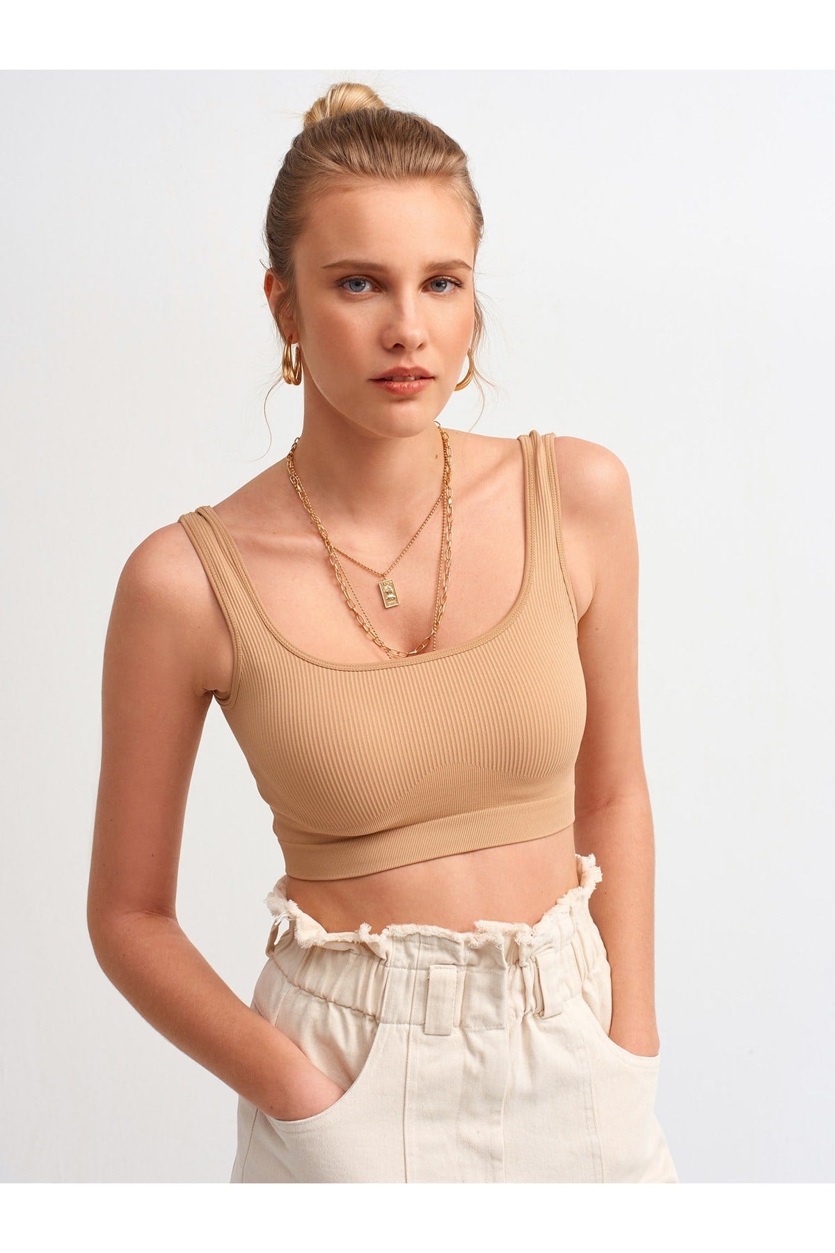 kadin-camel-askili-crop-top-101a03540-b9-c6c.jpg