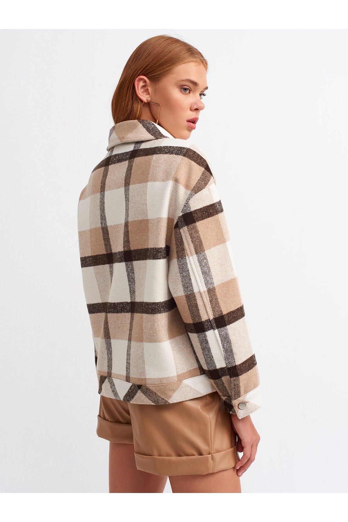 kadin-camel-ekose-ceket-6850-4765-9.jpg