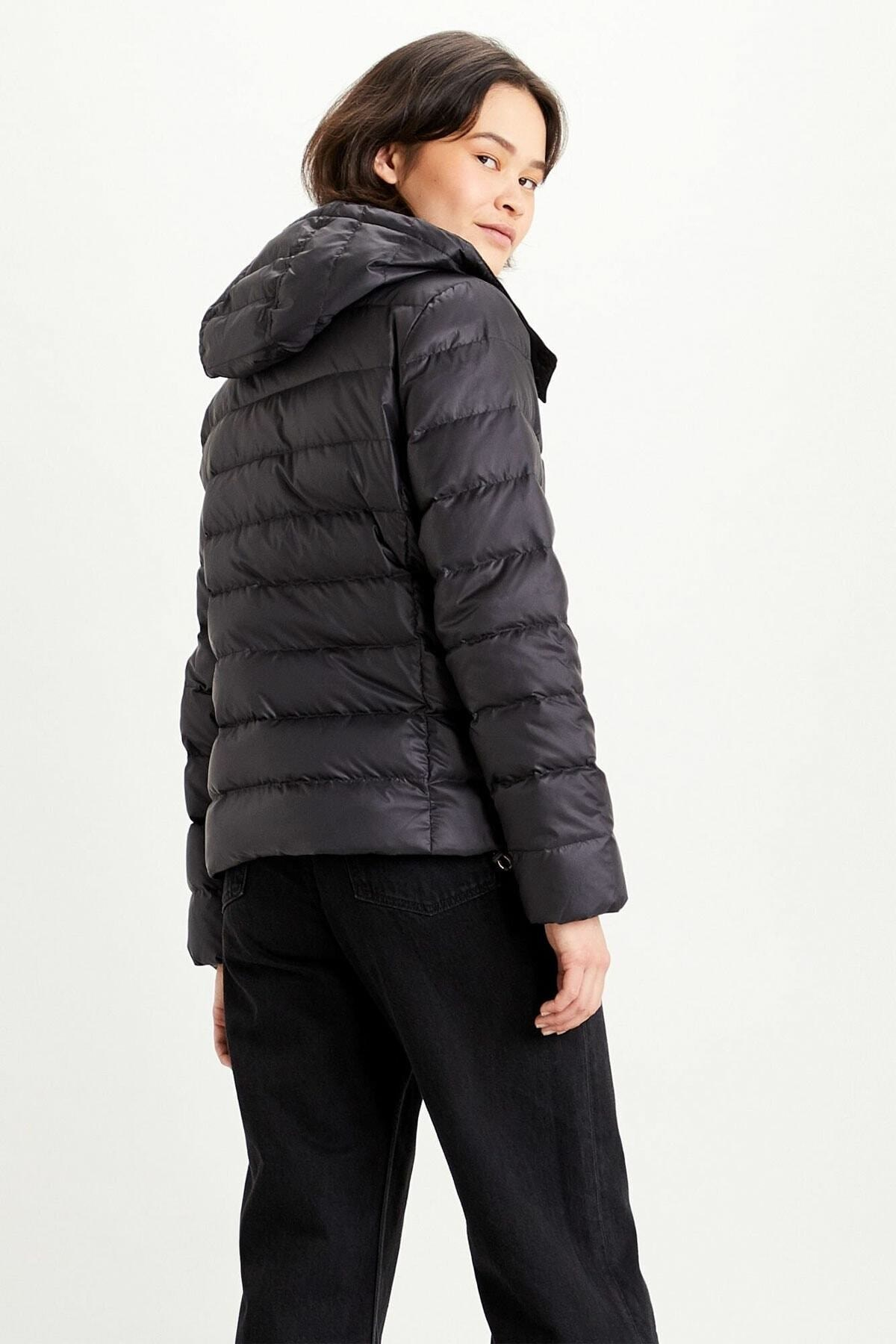 kadin-core-down-puffer-mont-4c82-8.jpg