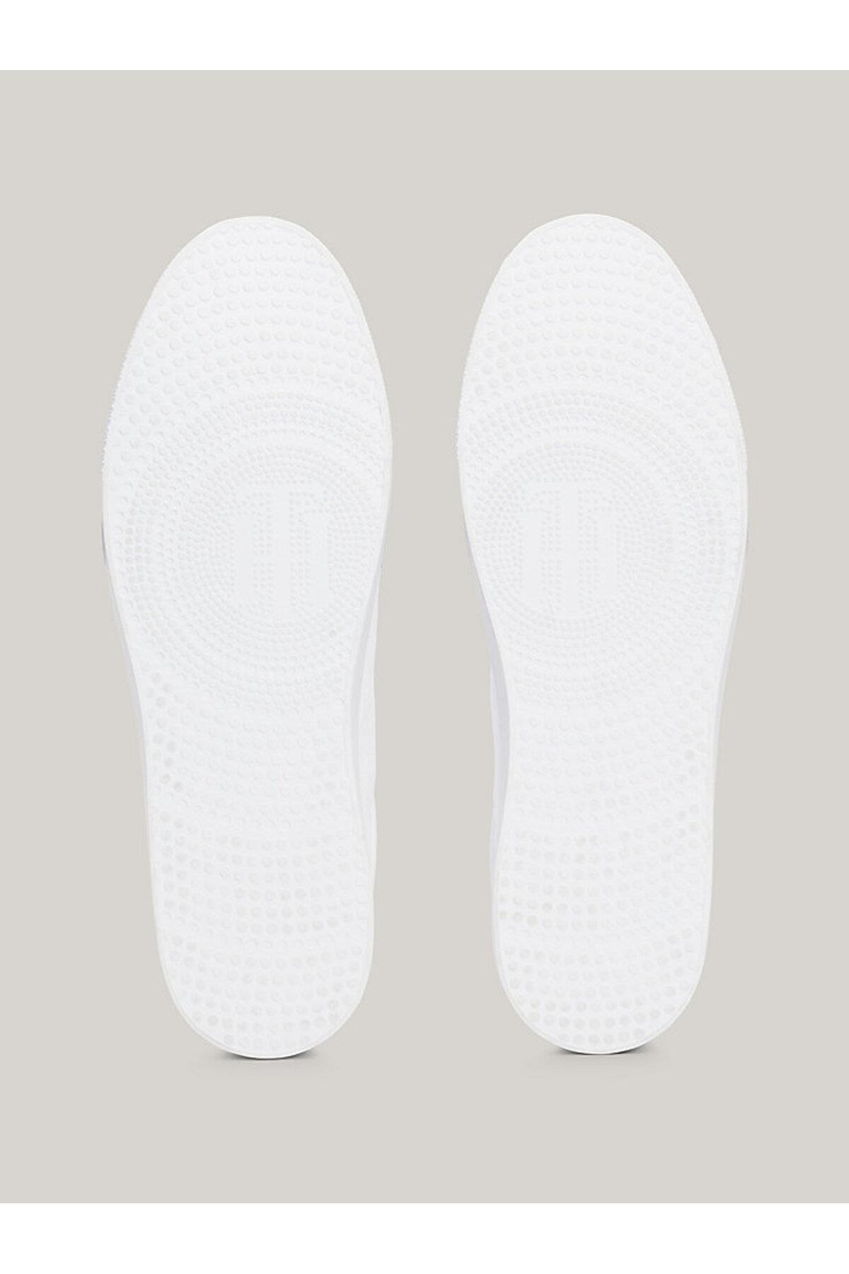 kadin-essential-sneaker-c6fa-4.jpg
