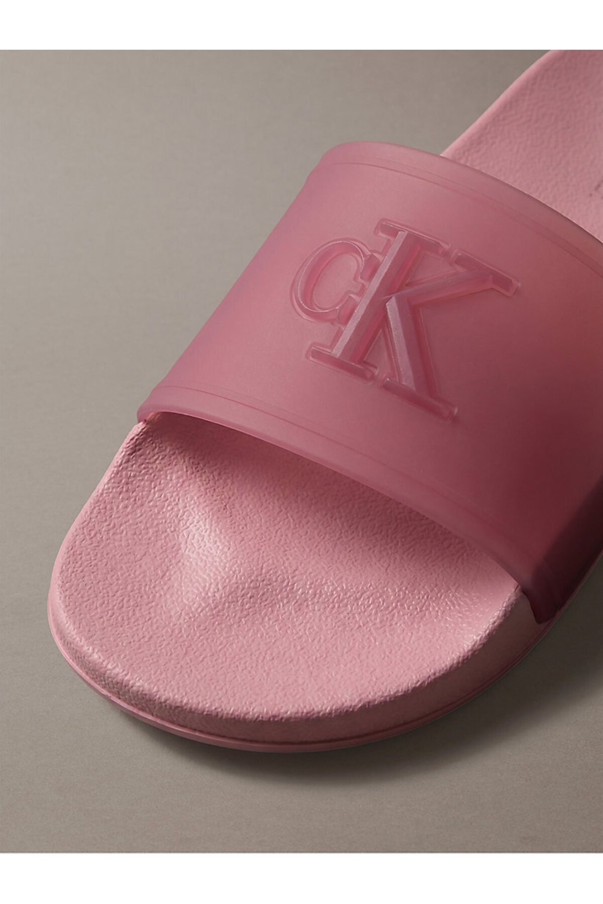 kadin-essential-terlik-847-91.jpg