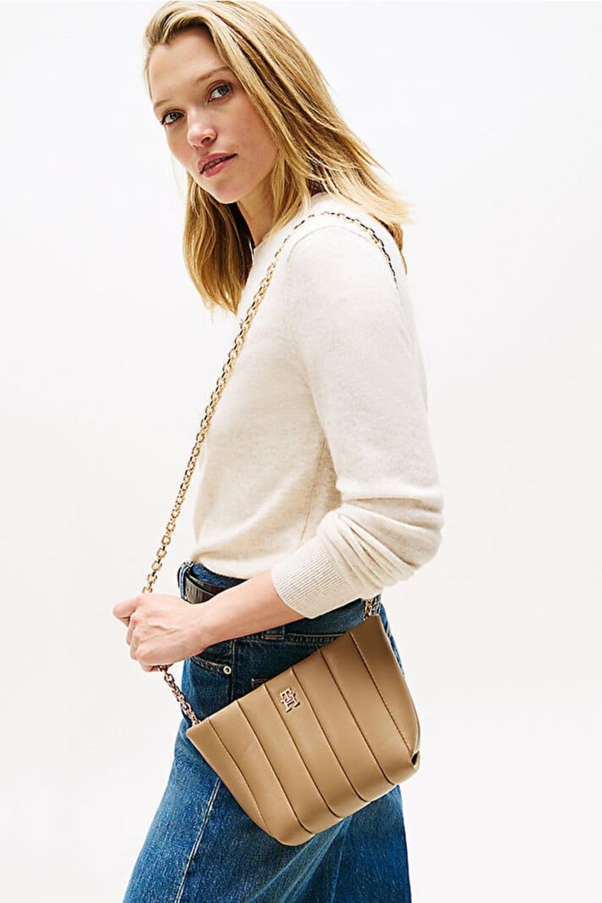 kadin-grace-dikey-kapitoneli-mini-tote-bdc-af.jpg