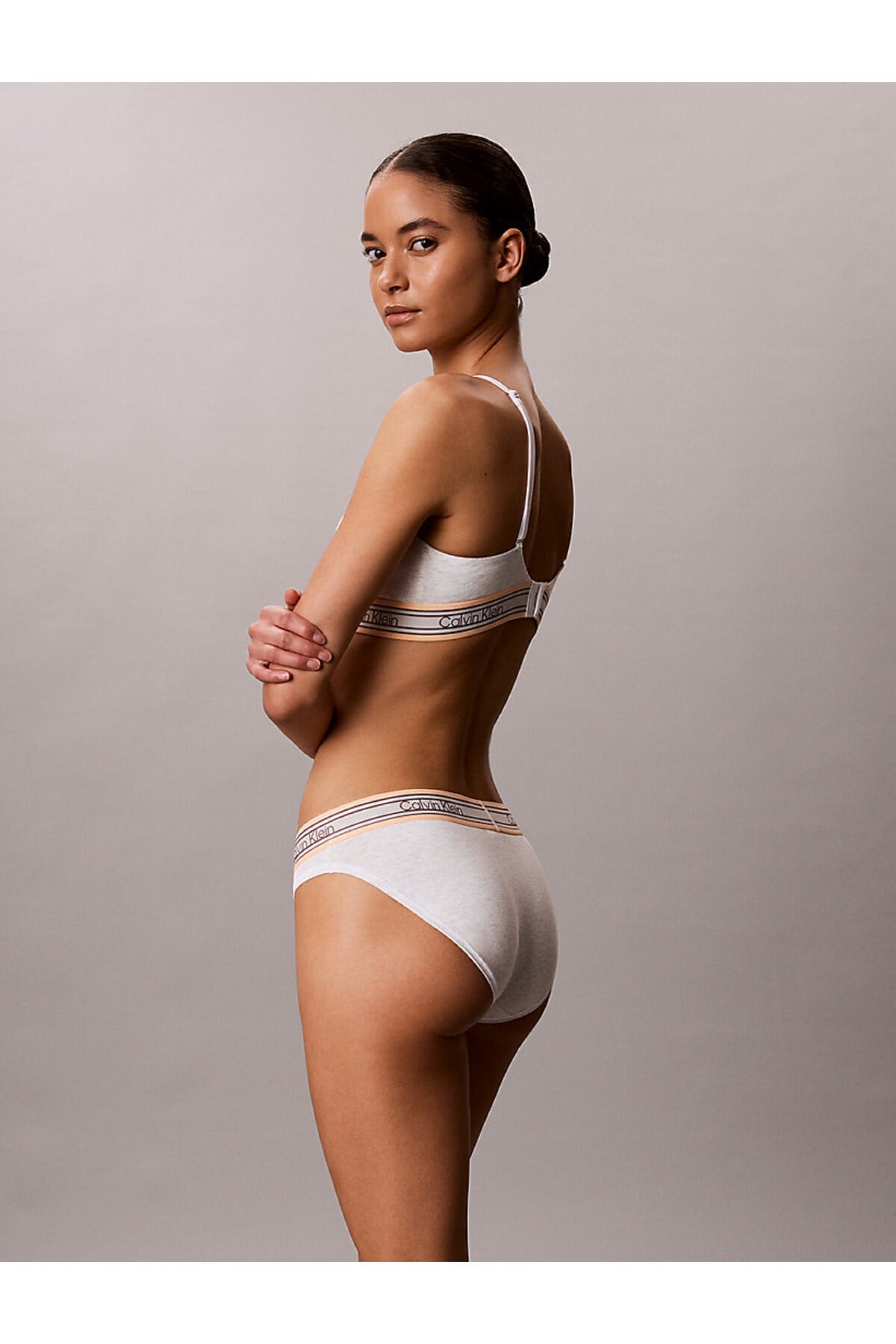 kadin-gri-tanga-b-edbb.jpg