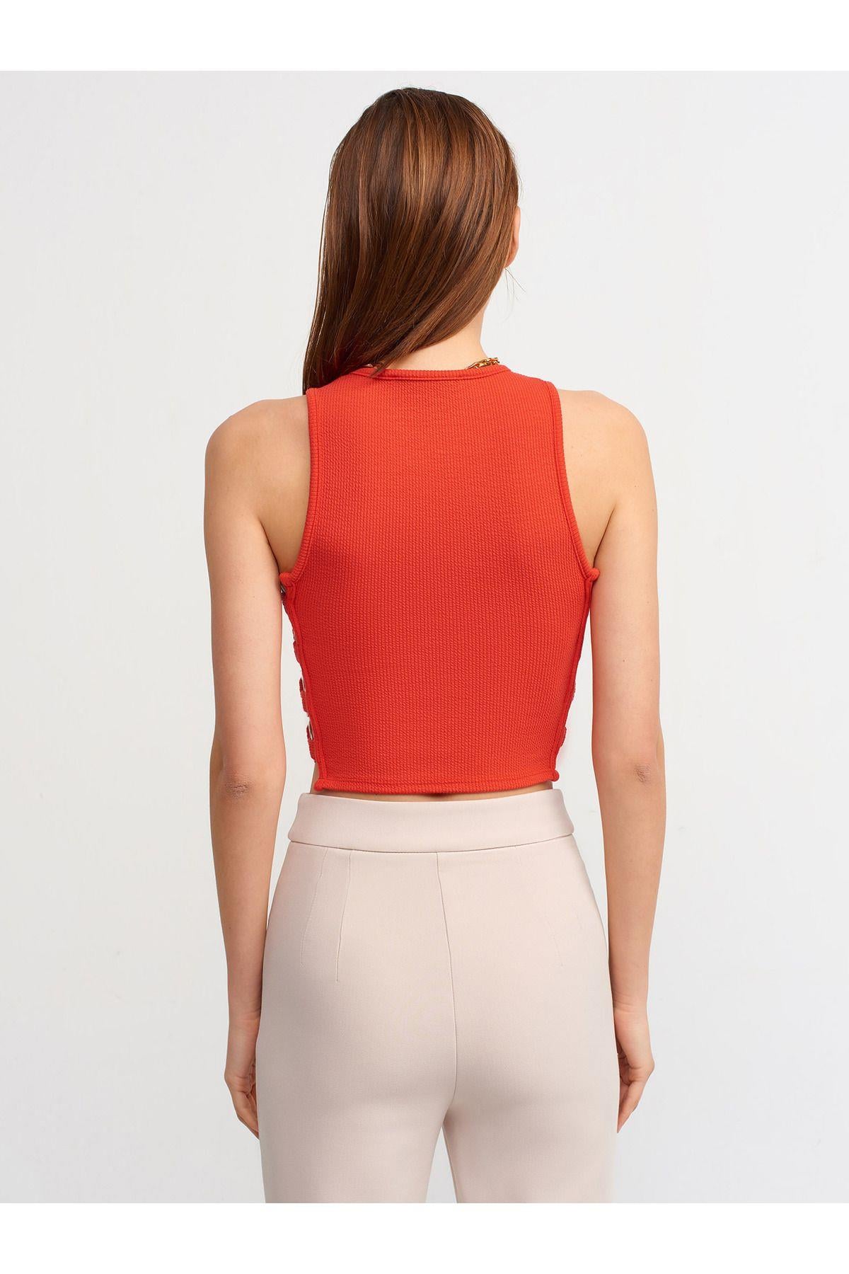 kadin-halka-detayli-crop-top-20109--ac87-.jpg