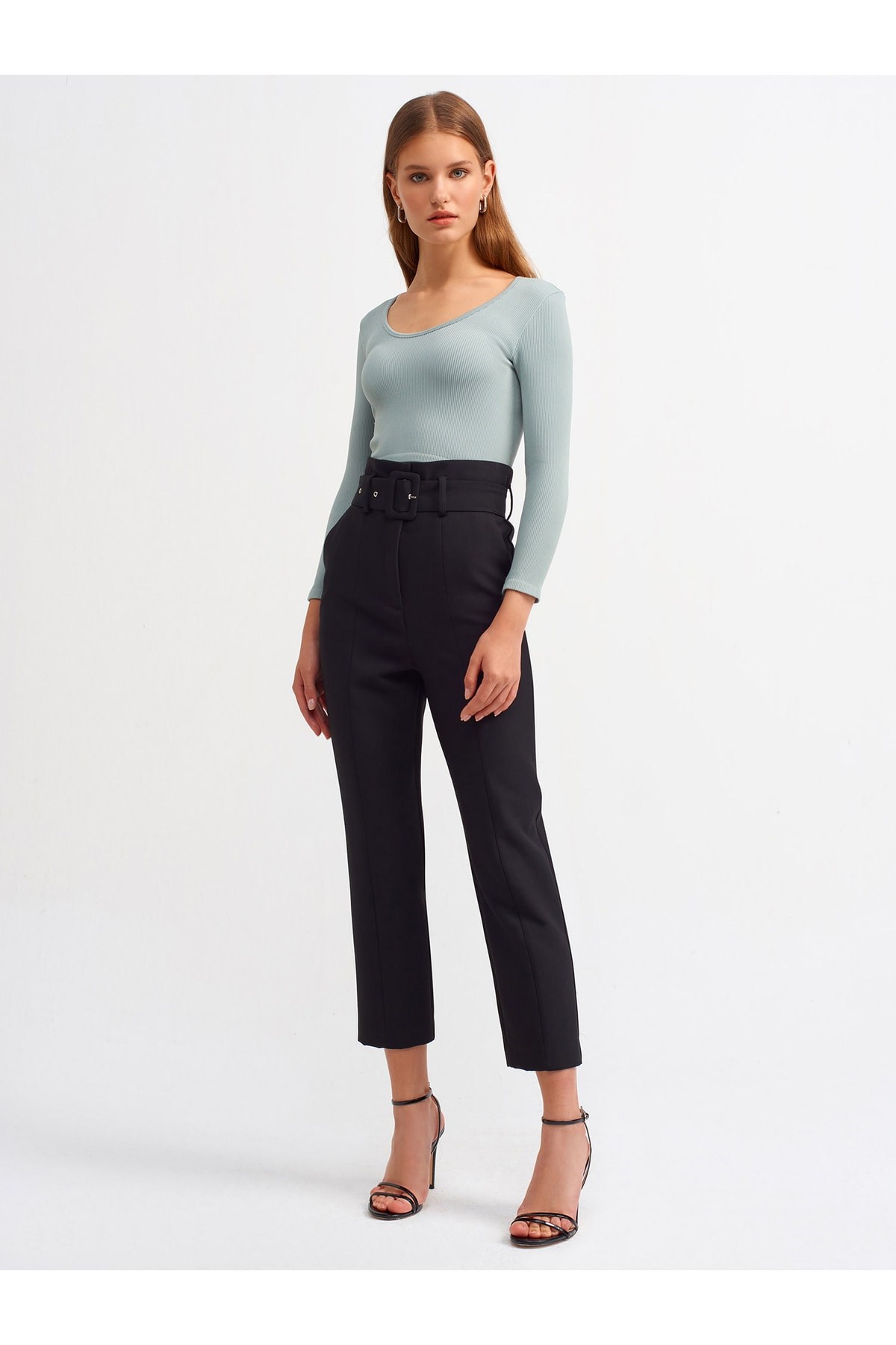 kadin-havuz-yaka-uzun-kollu-crop-top-3-a9-92c.jpg