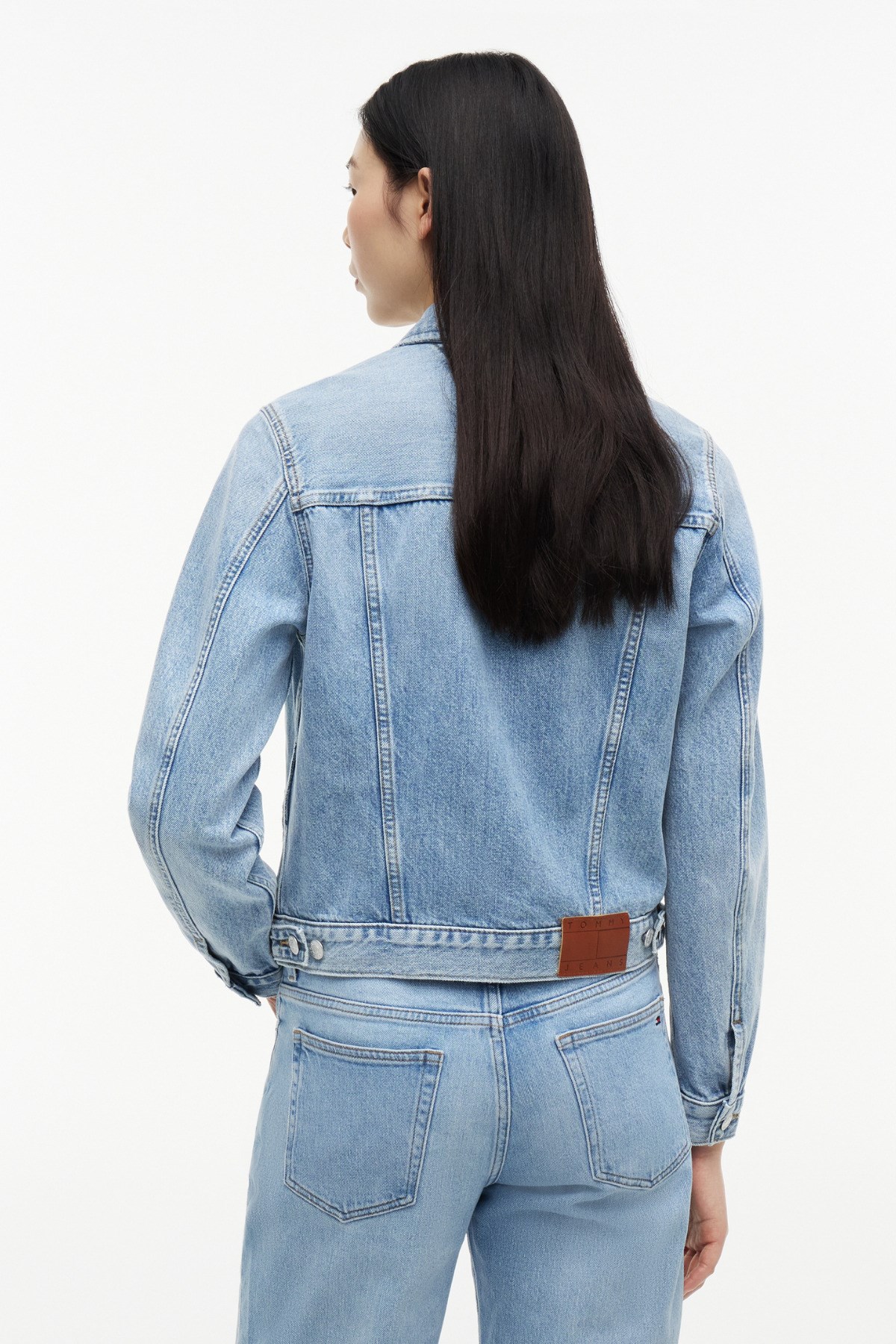 kadin-klasik-trucker-denim-light-ceket-5-49c5.jpg