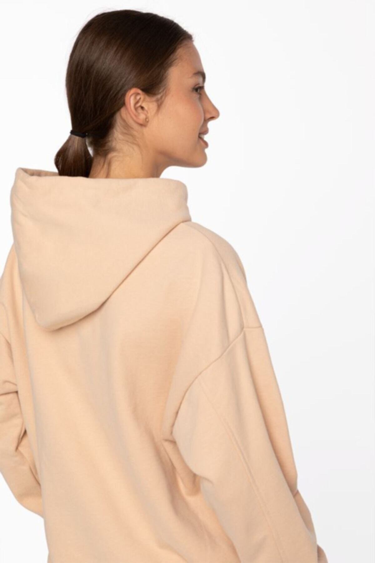 kadin-krem-kapusonlu-sweatshirt-85280--fdfb-4.jpg
