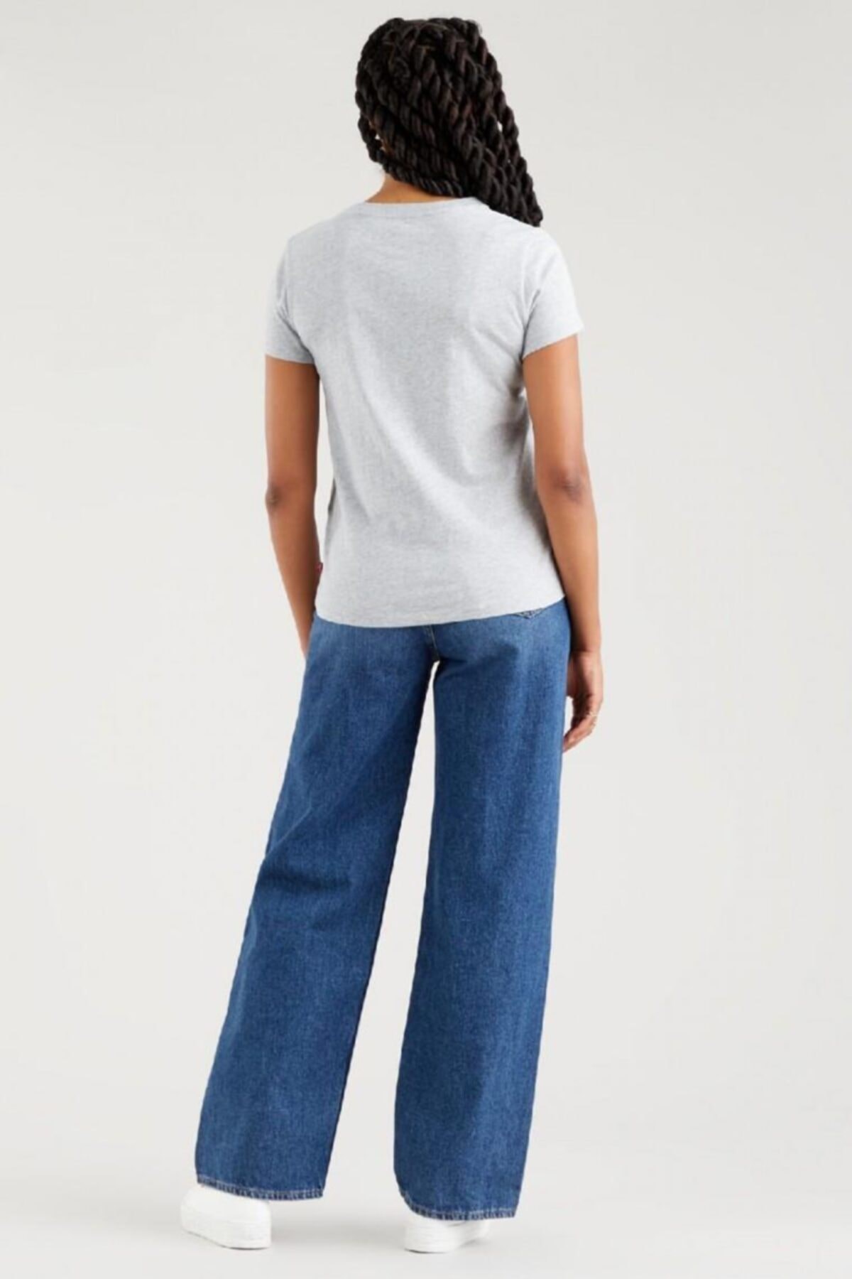 kadin-logolu-gri-t-shirt-17369-1622-84b9-7.jpg