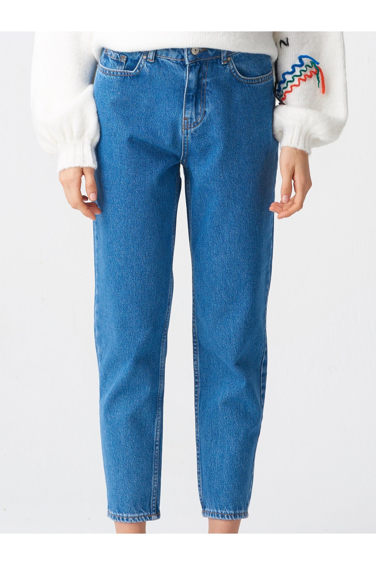 kadin-mavi-normal-yikama-mom-jean-103a-c8d104.jpg