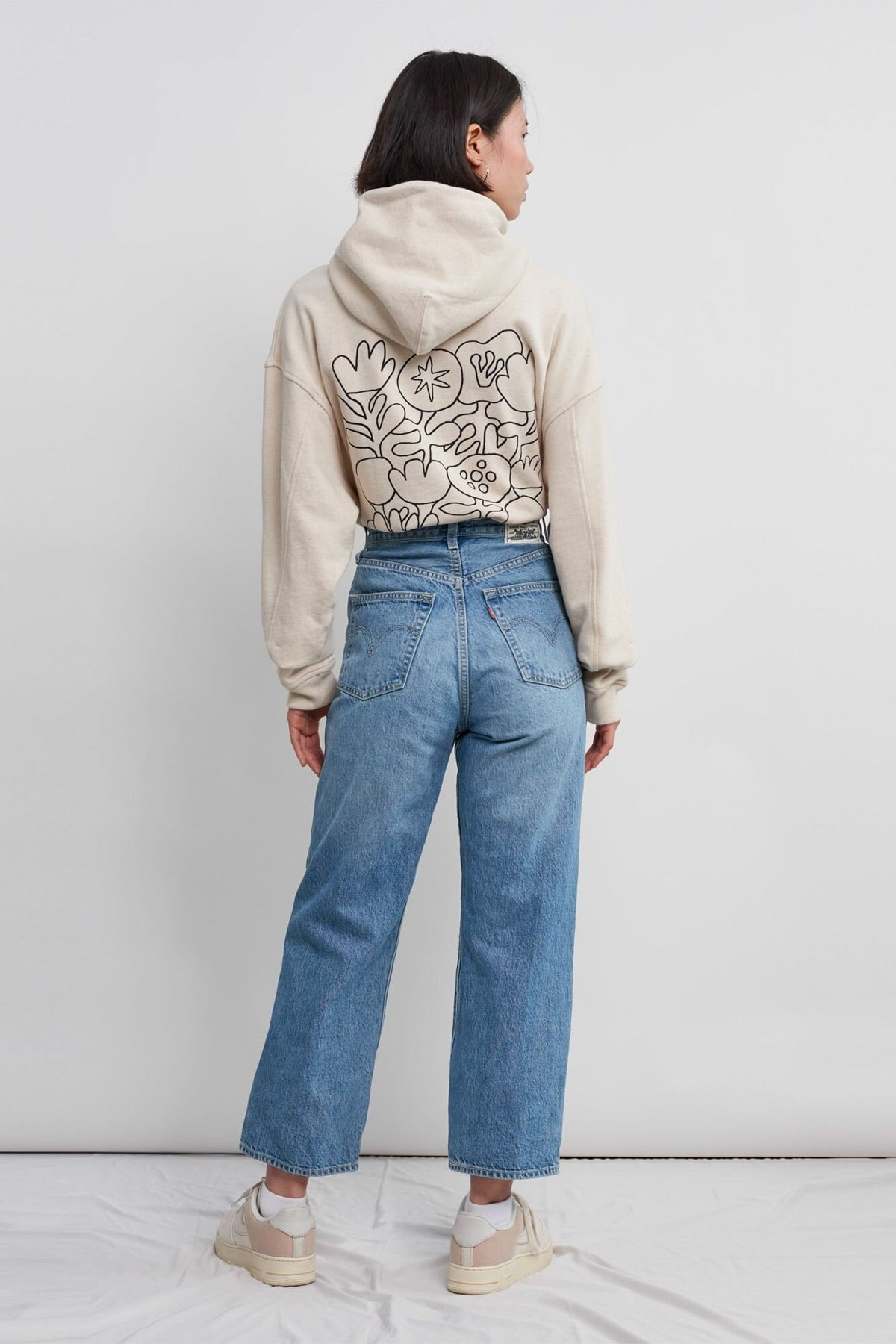 kadin-mavi-yuksek-bel-jeans-0354b1.jpg