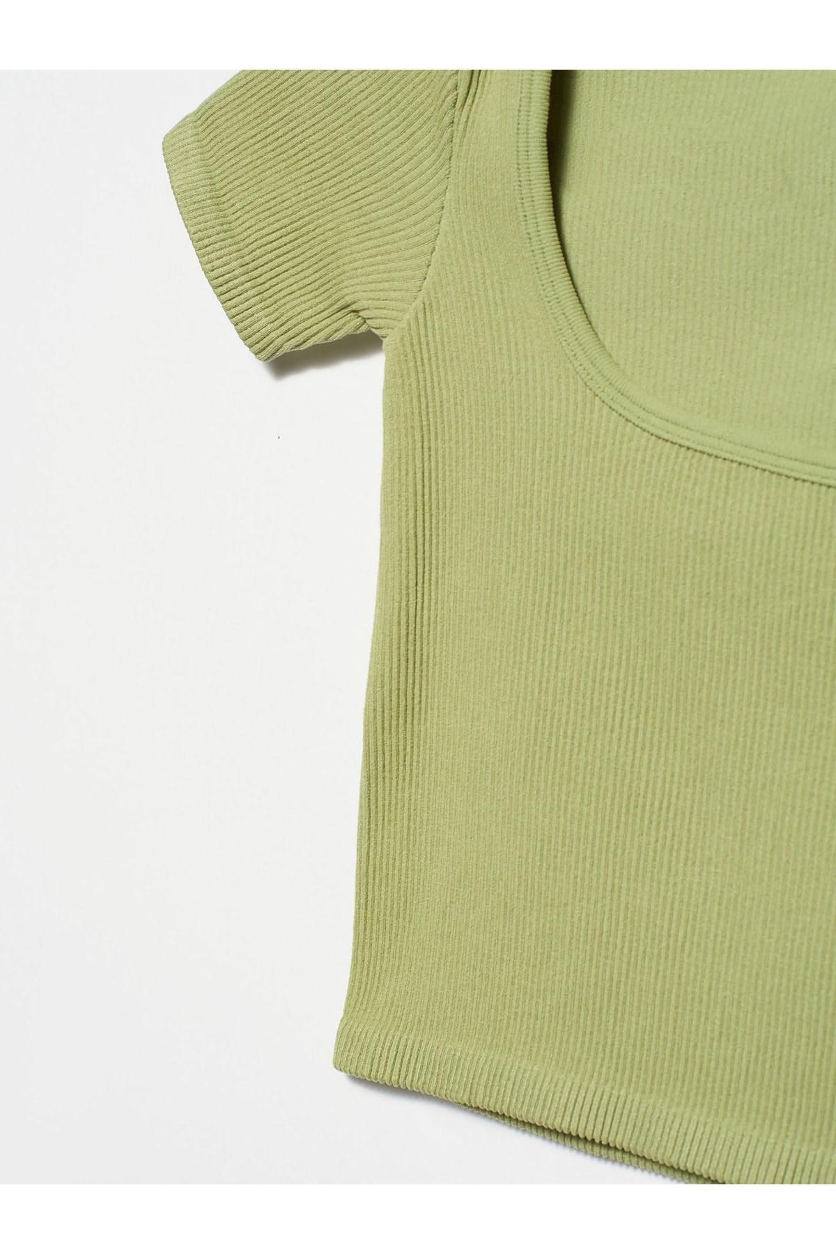 kadin-mint-u-yaka-kisa-kol-crop-top-bl-d9b-b2.jpg