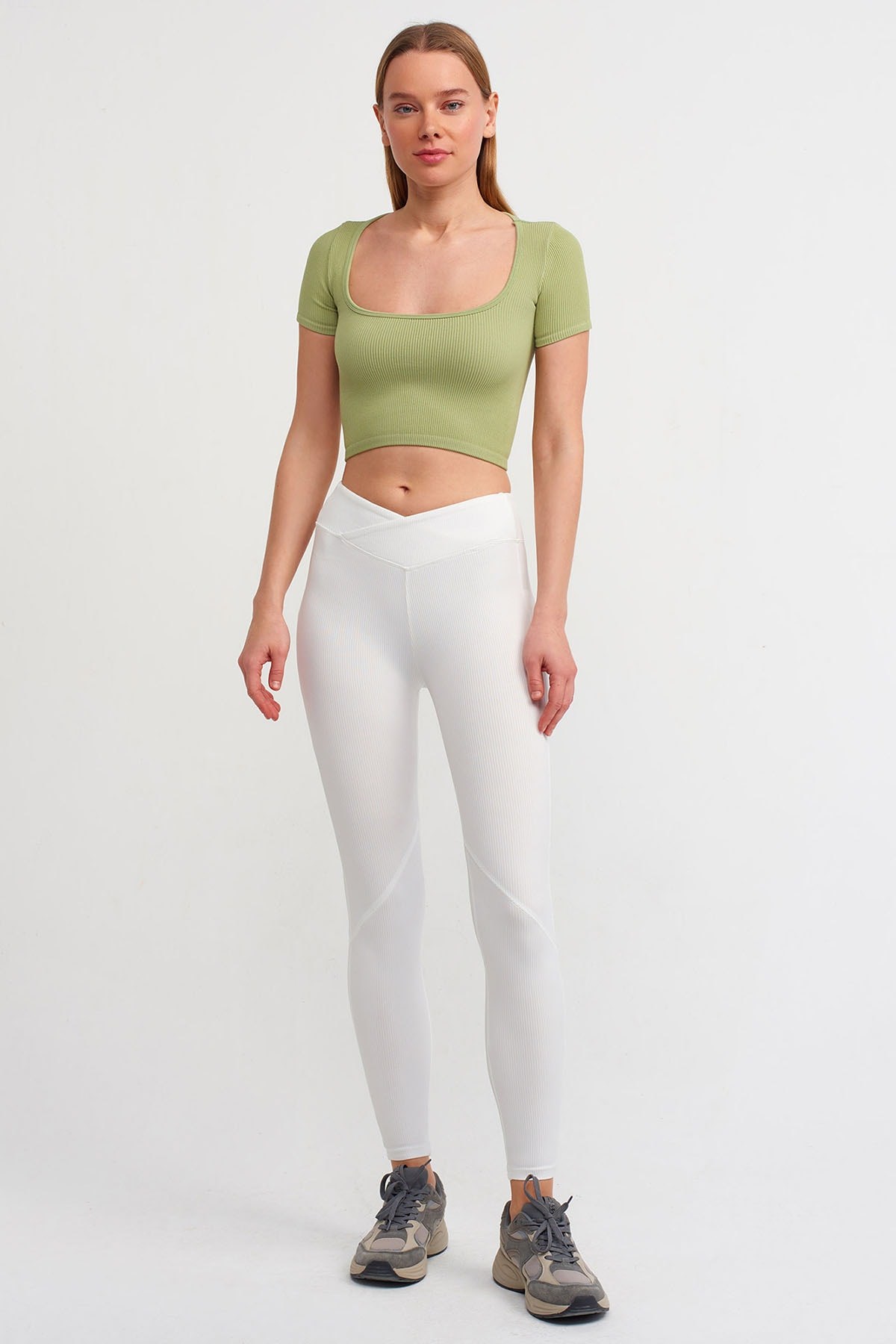 kadin-mint-u-yaka-kisa-kol-crop-top-bl-dd8923.jpg
