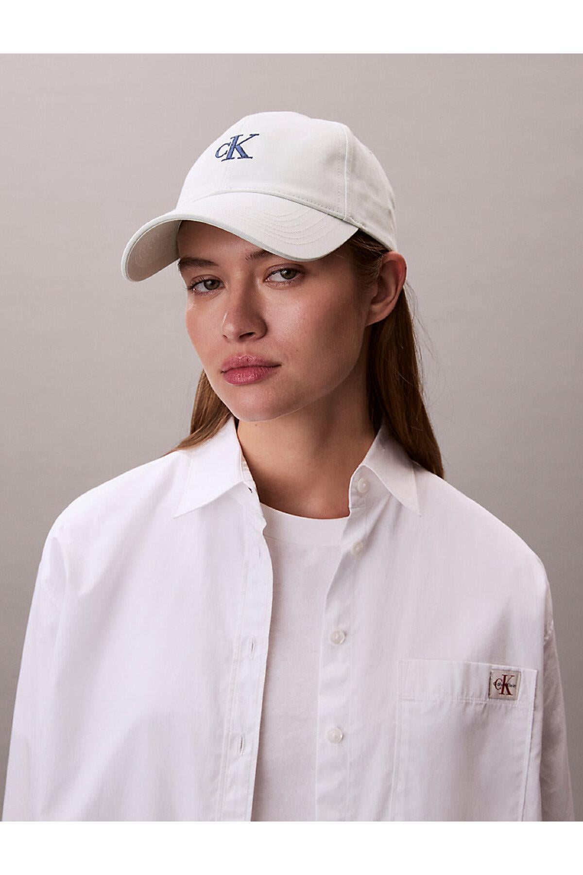 kadin-monogram-embroidery-baseball-sap-d50-99.jpg