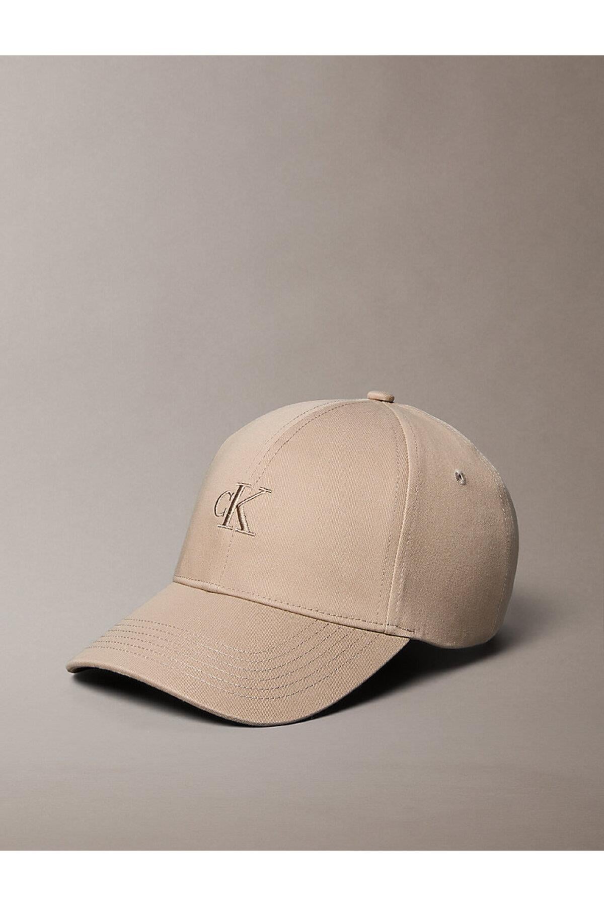 kadin-monogram-embroidery-sapka-900da5.jpg