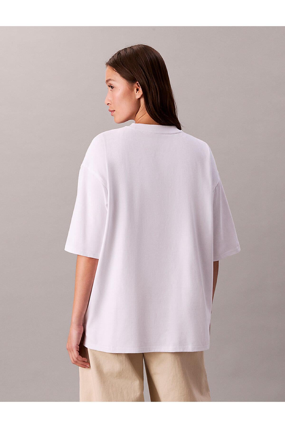 kadin-oversize-t-shirt-9c6d-3.jpg