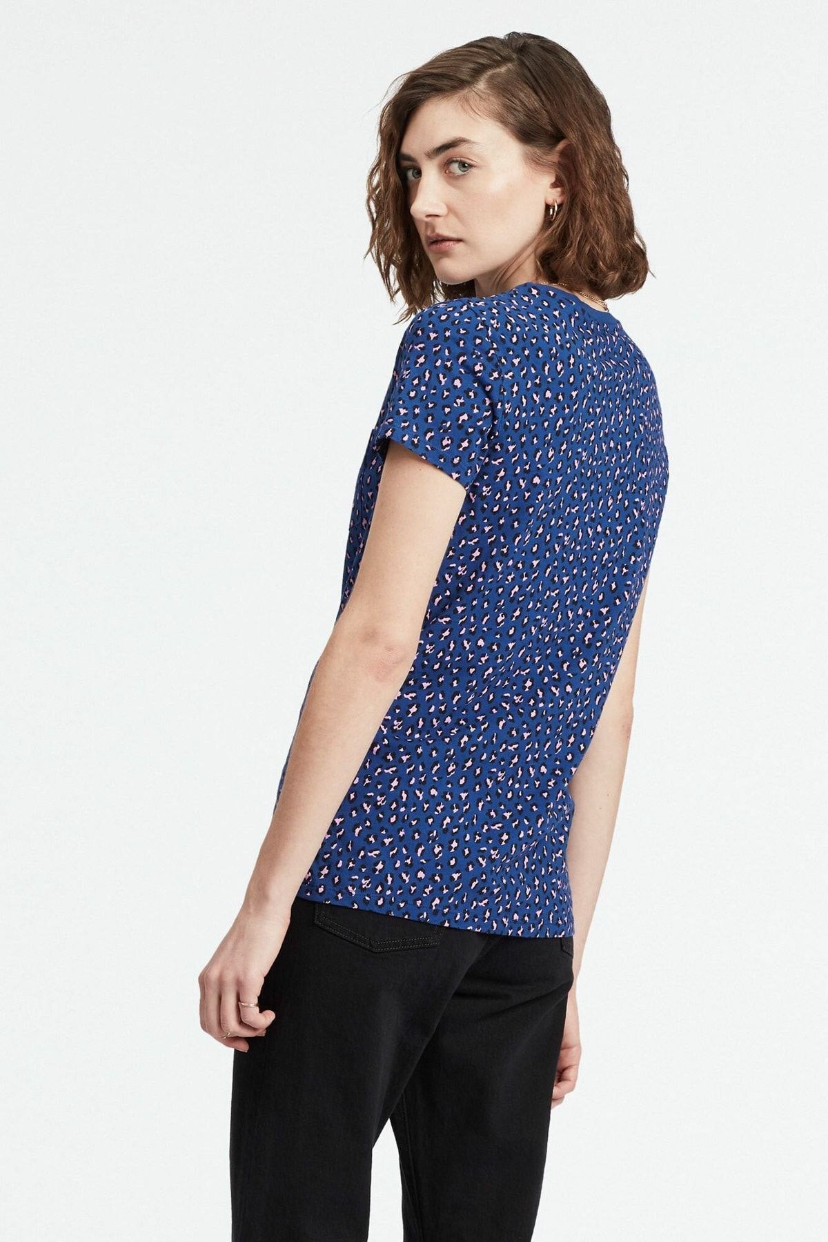 kadin-perfect-pocket-t-shirt-18672-018-5-249c.jpg