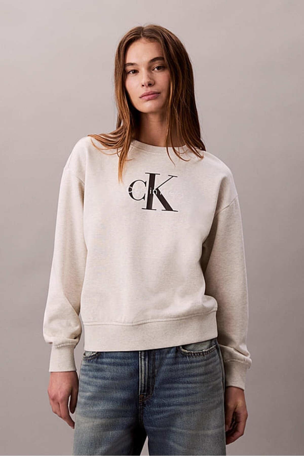 kadin-relaxed-fit-monogram-logolu-swea-4c29ce.jpg