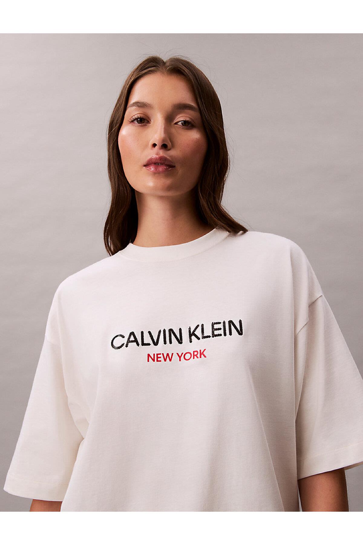 kadin-relaxed-sequin-t-shirt-8fb-4d.jpg