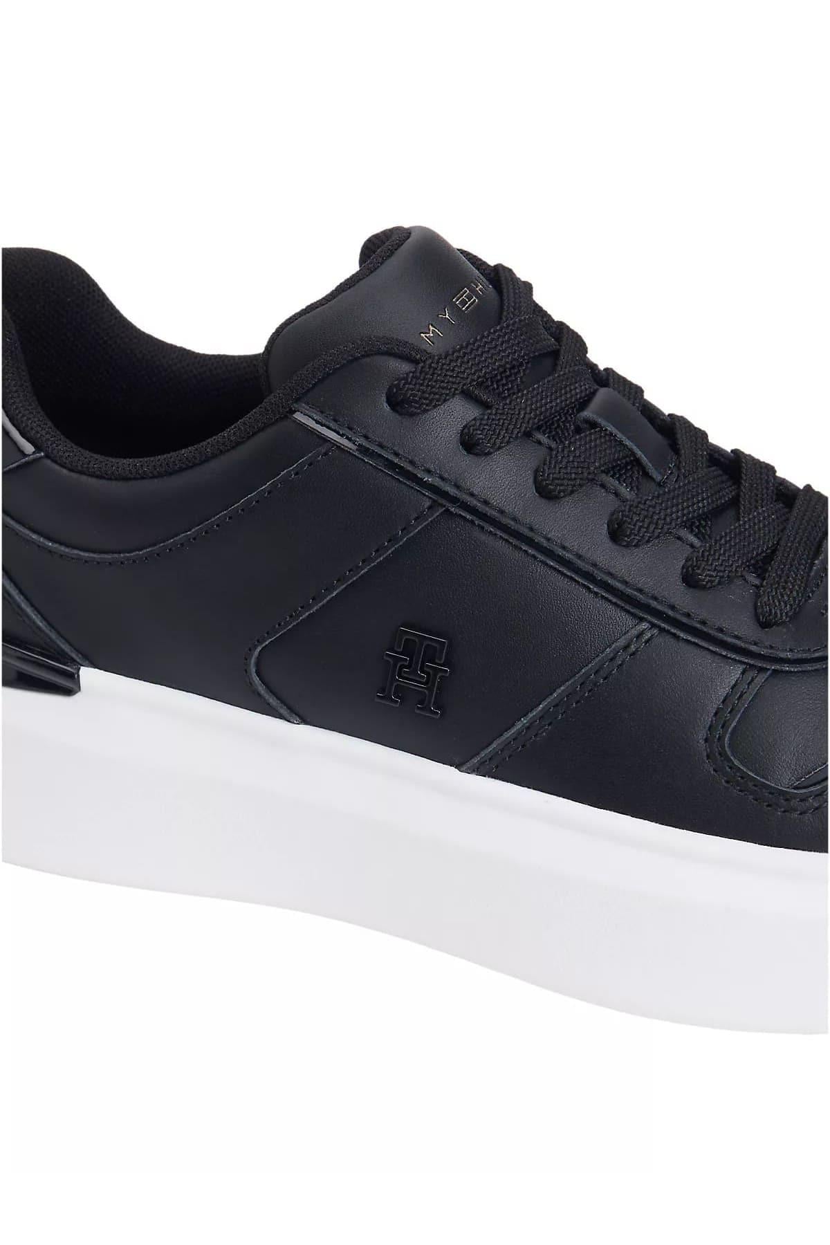 kadin-rugan-detayli-platform-tabanli-k-cb8ed5.jpg