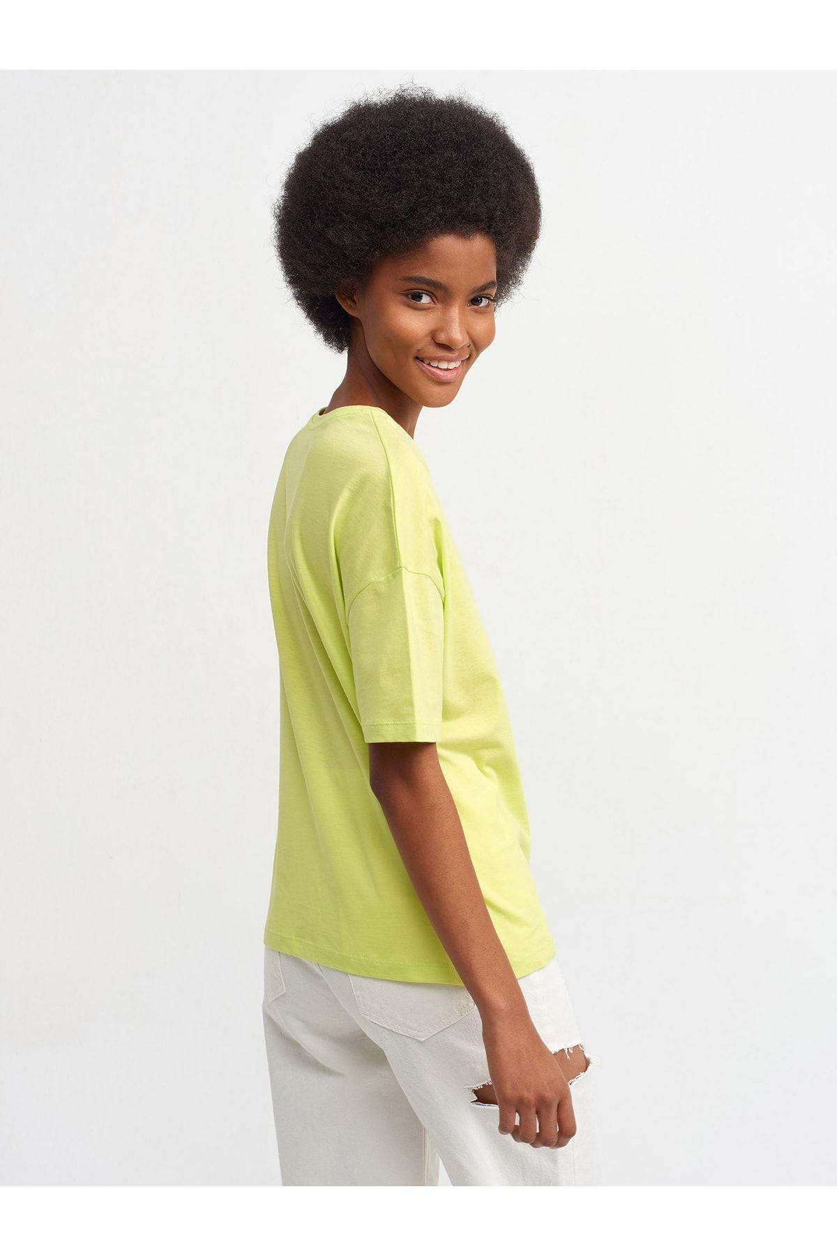 kadin-sari-basic-t-shirt3683-0-221c.jpg