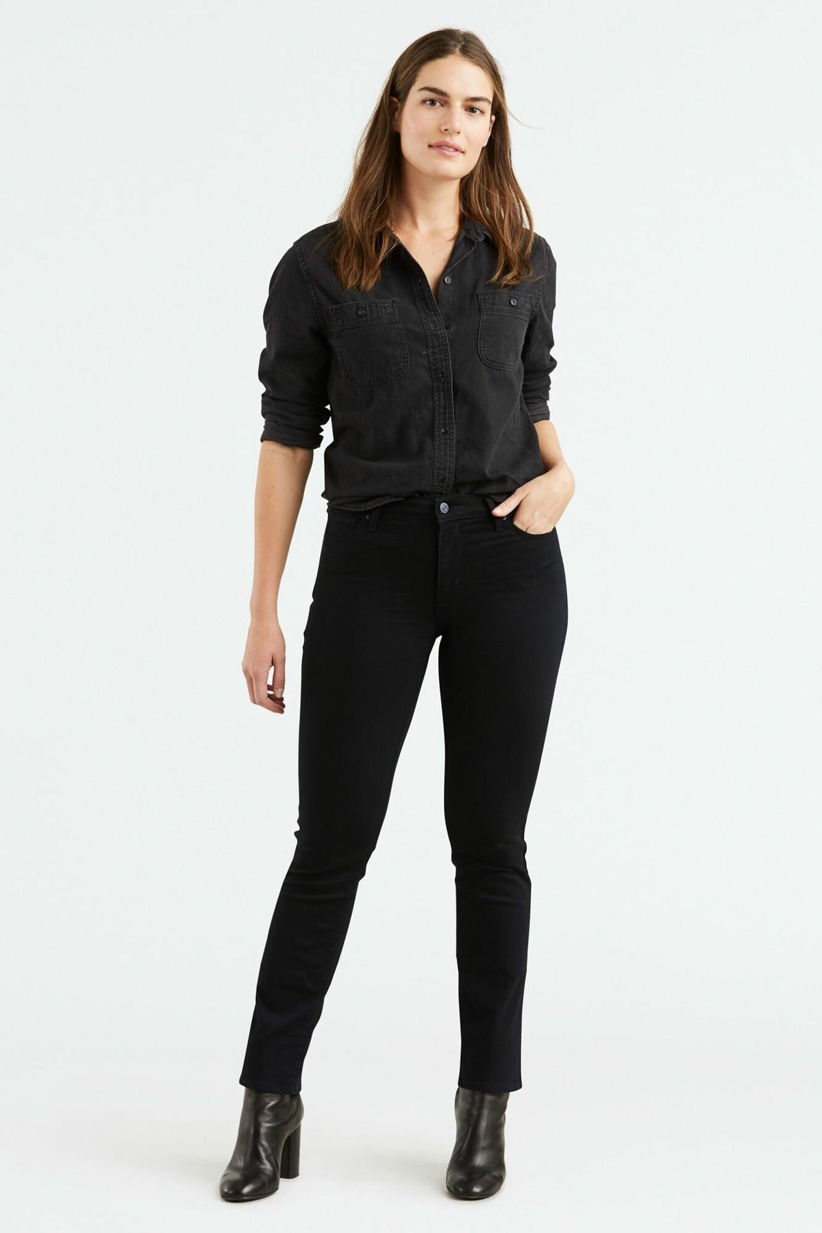 kadin-siyah-712-slim-jean-18884-0001-50653c.jpg
