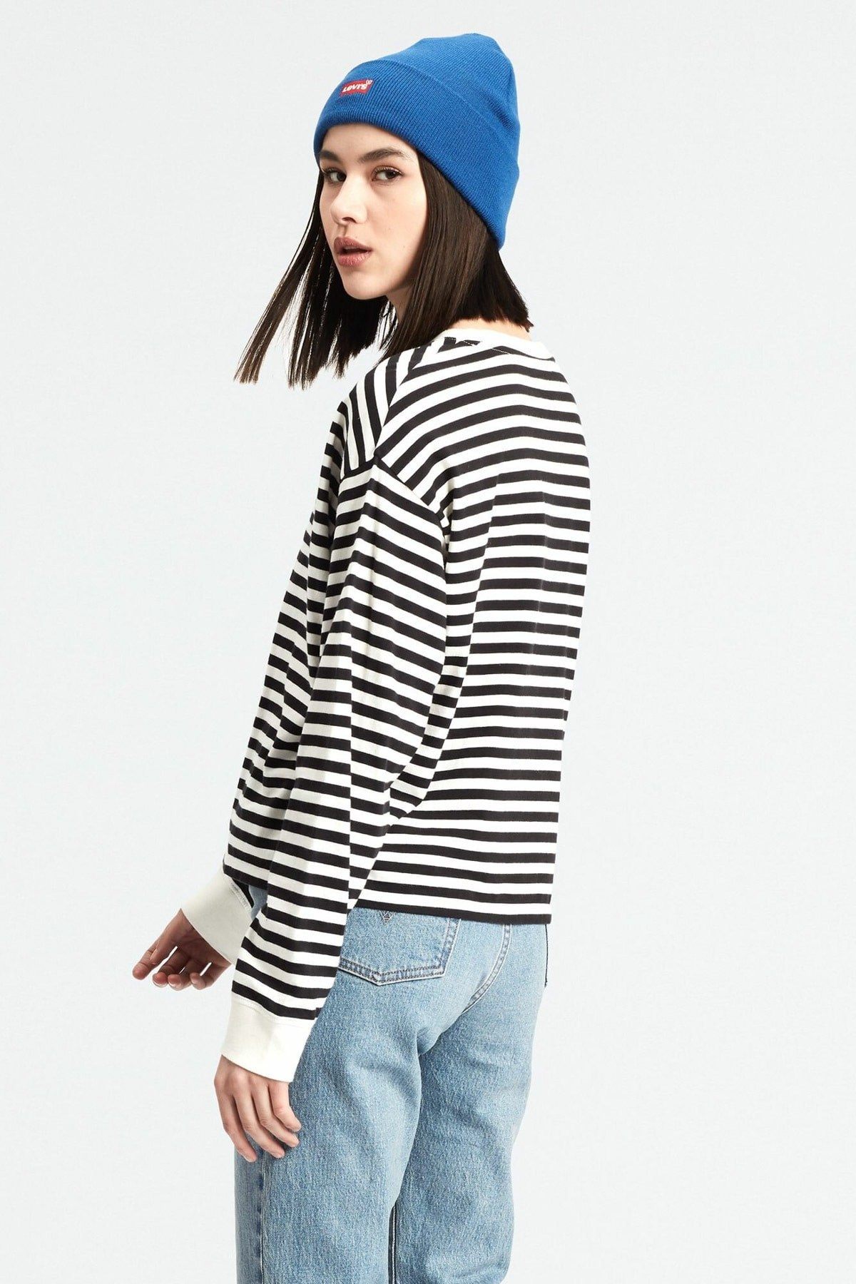 kadin-siyah-beyaz-sweatshirt-76167-000-1-c0fa.jpg